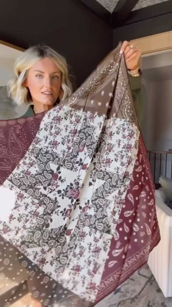 The colors in this scarf are so pretty for fall! This scarf is so affordable & the perfect fall accessory!

Loverly Grey, fall accessories, fall scarves, scarf styling, Target, new arrivals

#LTKSeasonal