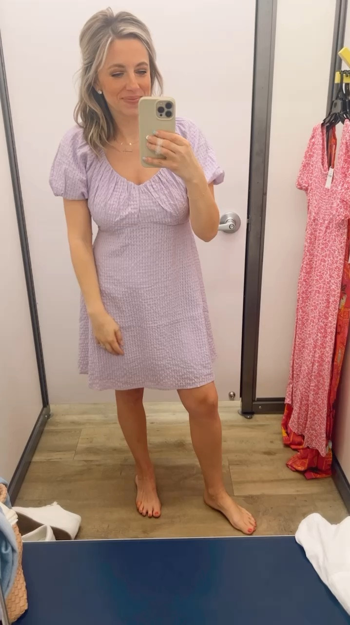 How pretty is this lilac dress?! Love the puffy sleeves. 💜🤍

#LTKstyletip #LTKSeasonal #LTKsalealert