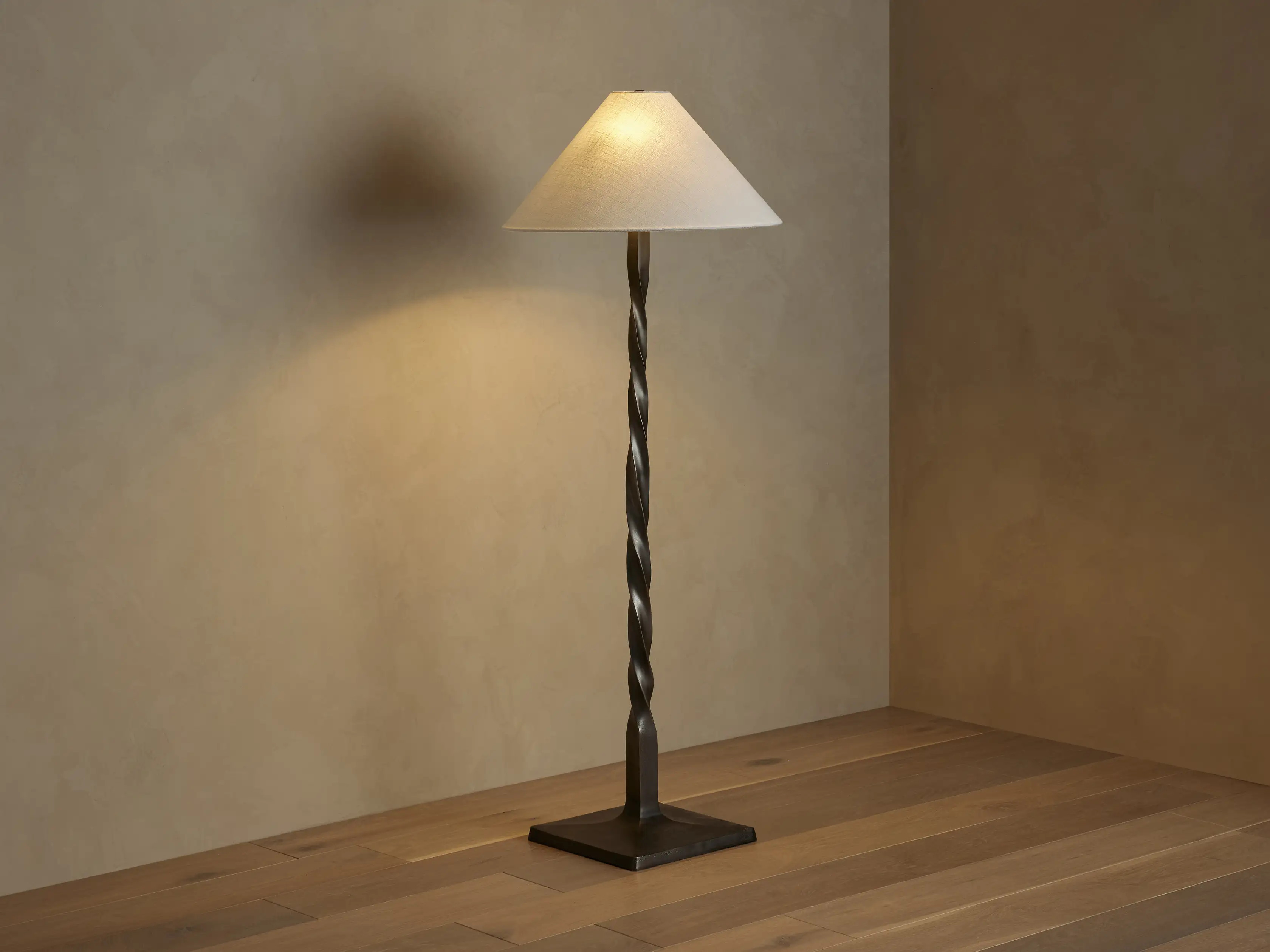 Jayne Floor Lamp | Arhaus