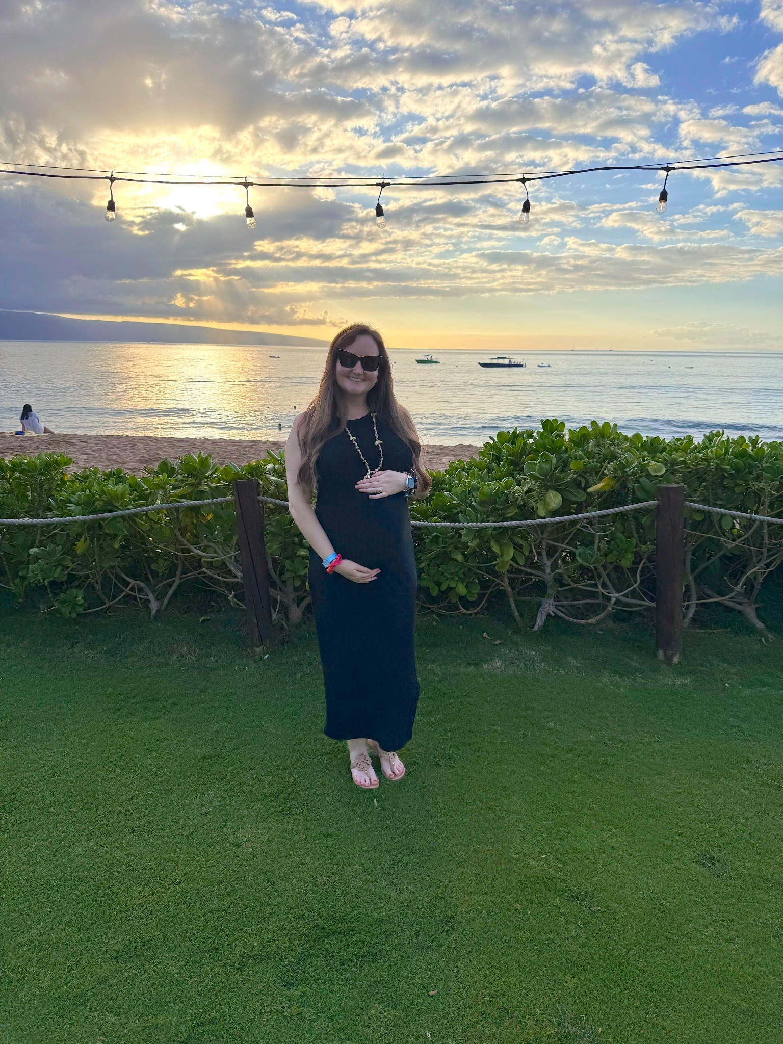 Day 1 look in Maui 🫶🏻

#zsupply #pregnant #expectingmom #vacationstyle #ysl #toryburch #sandals #blackdress #lbd #sunglasses #beachvacation #beachstyle 

#LTKBump #LTKSeasonal #LTKTravel