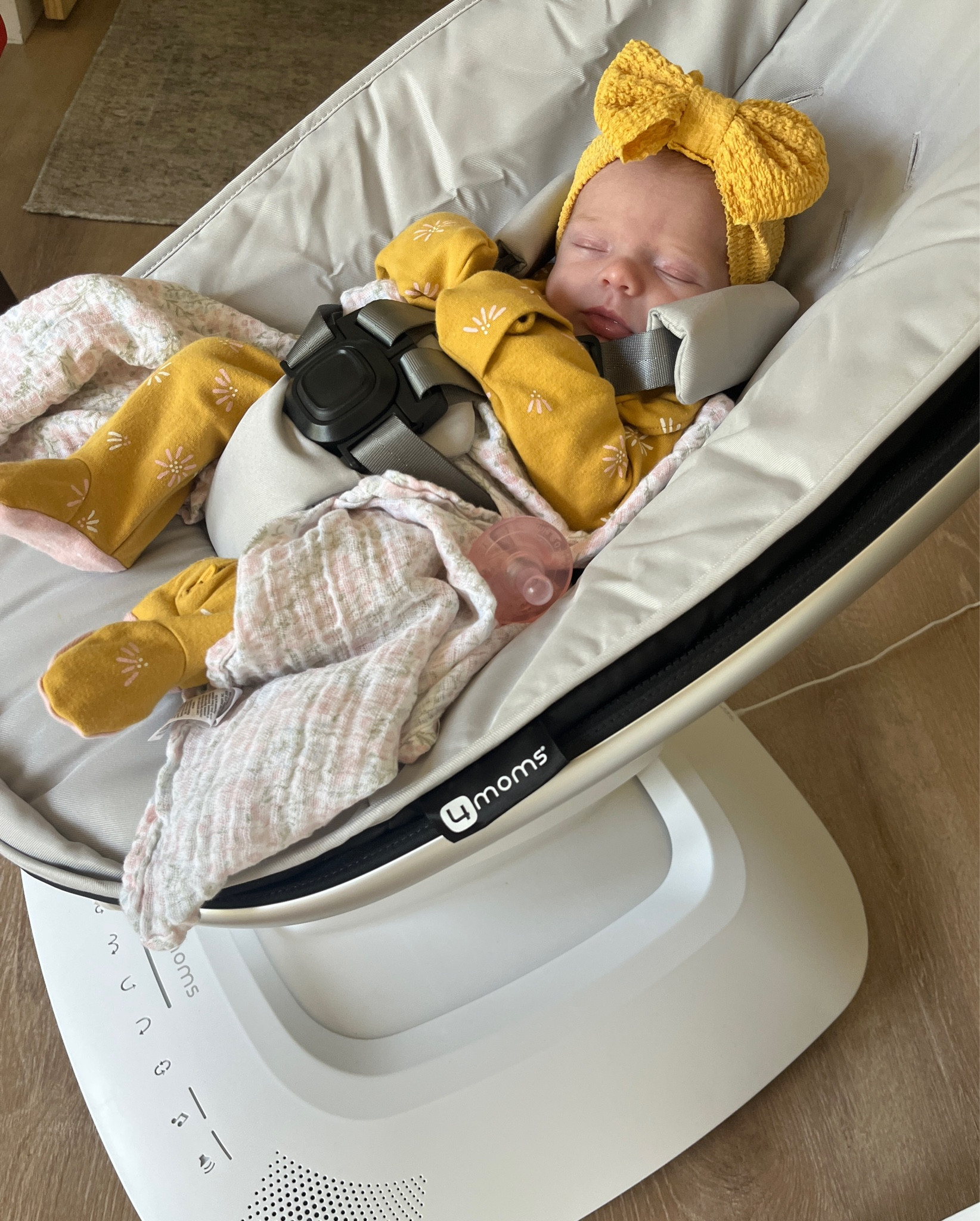 This swing is a LIFE saver. I can get so much done while she relaxes in it. 💛 it’s the reason that I’m showered, dressed, have makeup on and drinking coffee right now. 🫶🏻 add it to your baby registry to use the discount! 

#LTKKids #LTKBaby #LTKHome