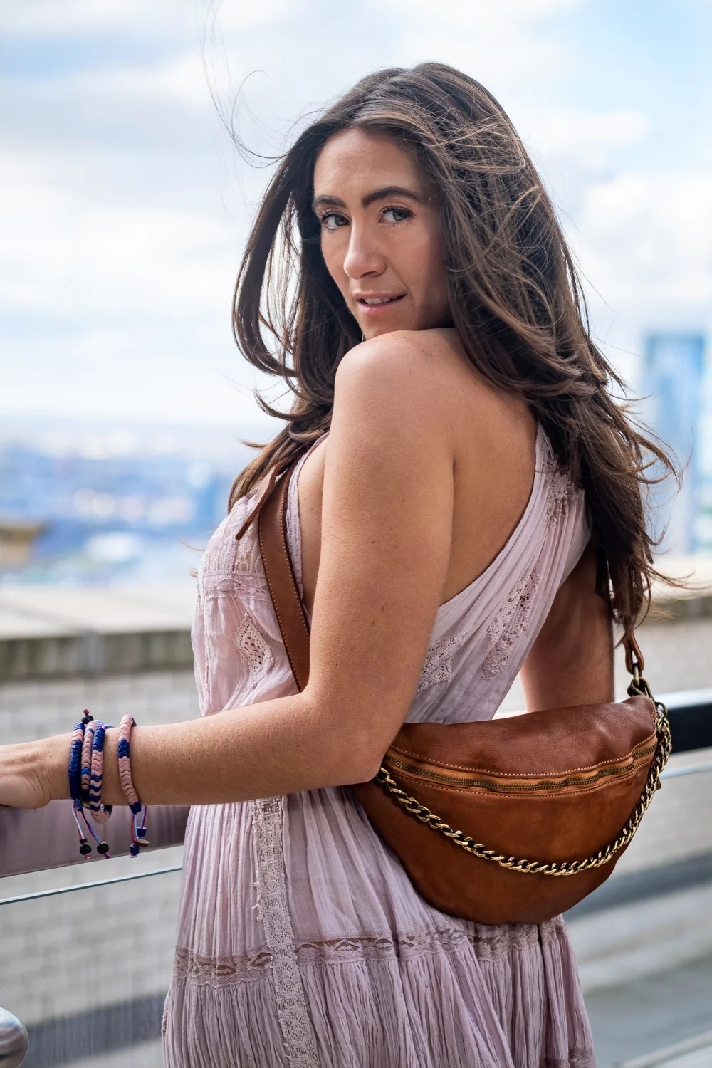 Capri Sling in Cognac | Bolsa Nova Handbags