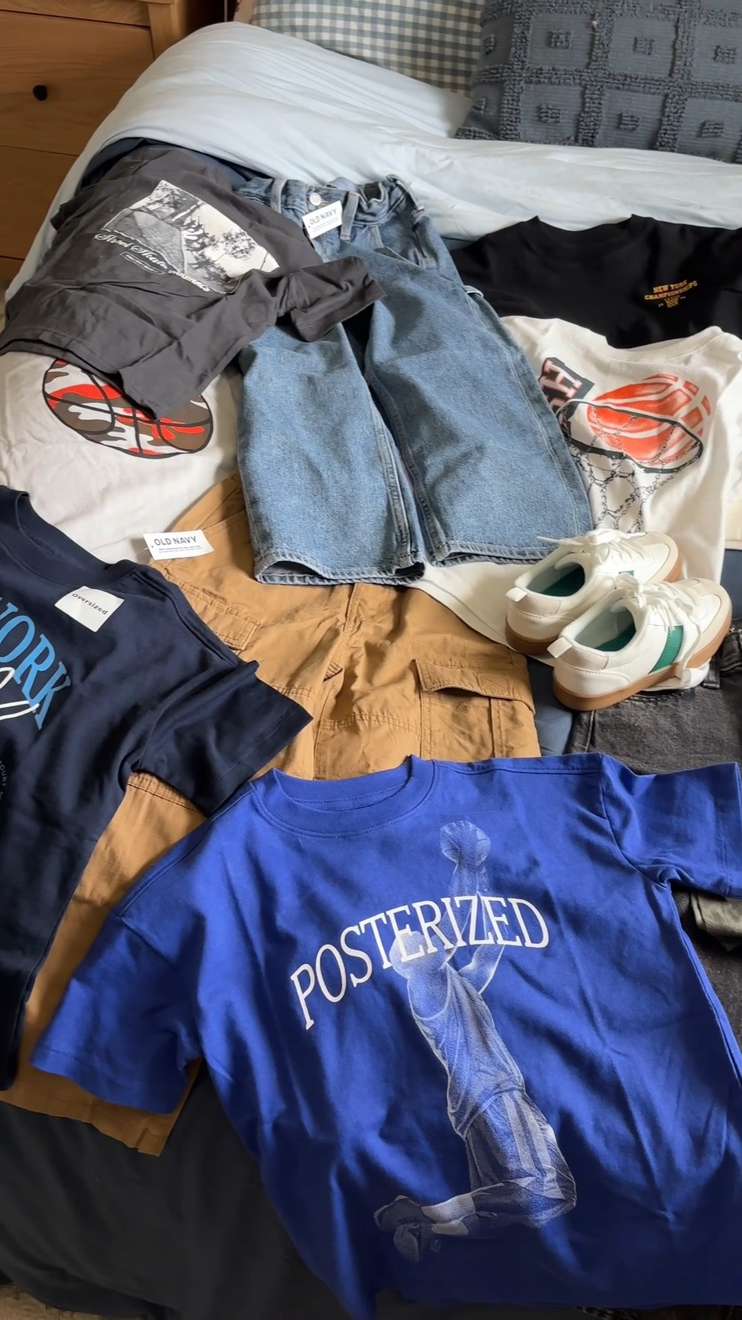#AD @oldnavy #oldnavypartner 

Back-to-school season is officially here 🥹📚✏️
There’s just something about picking out a few new outfits that makes the start of a new school year feel extra exciting. We found so many cute, comfy pieces at @oldnavy that are perfect for letting his little personality shine. ⭐️ Safe to say, Archie is officially ready for school! Link on my stories for more details!

#LTKKids