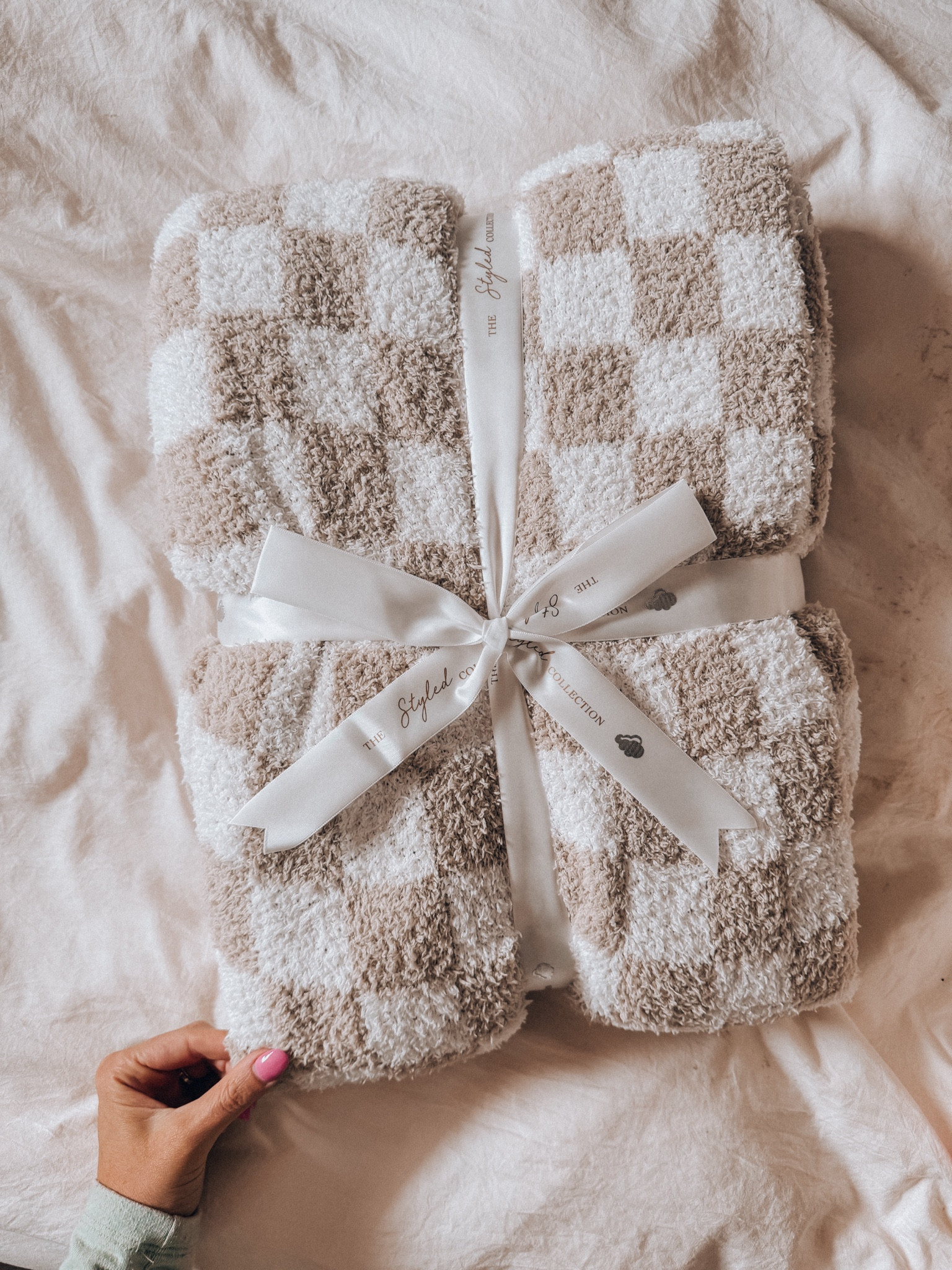 the absolute best blankets ever ever! Still on major sale as low as $18 🥳 

#LTKSaleAlert #LTKFindsUnder50 #LTKHome