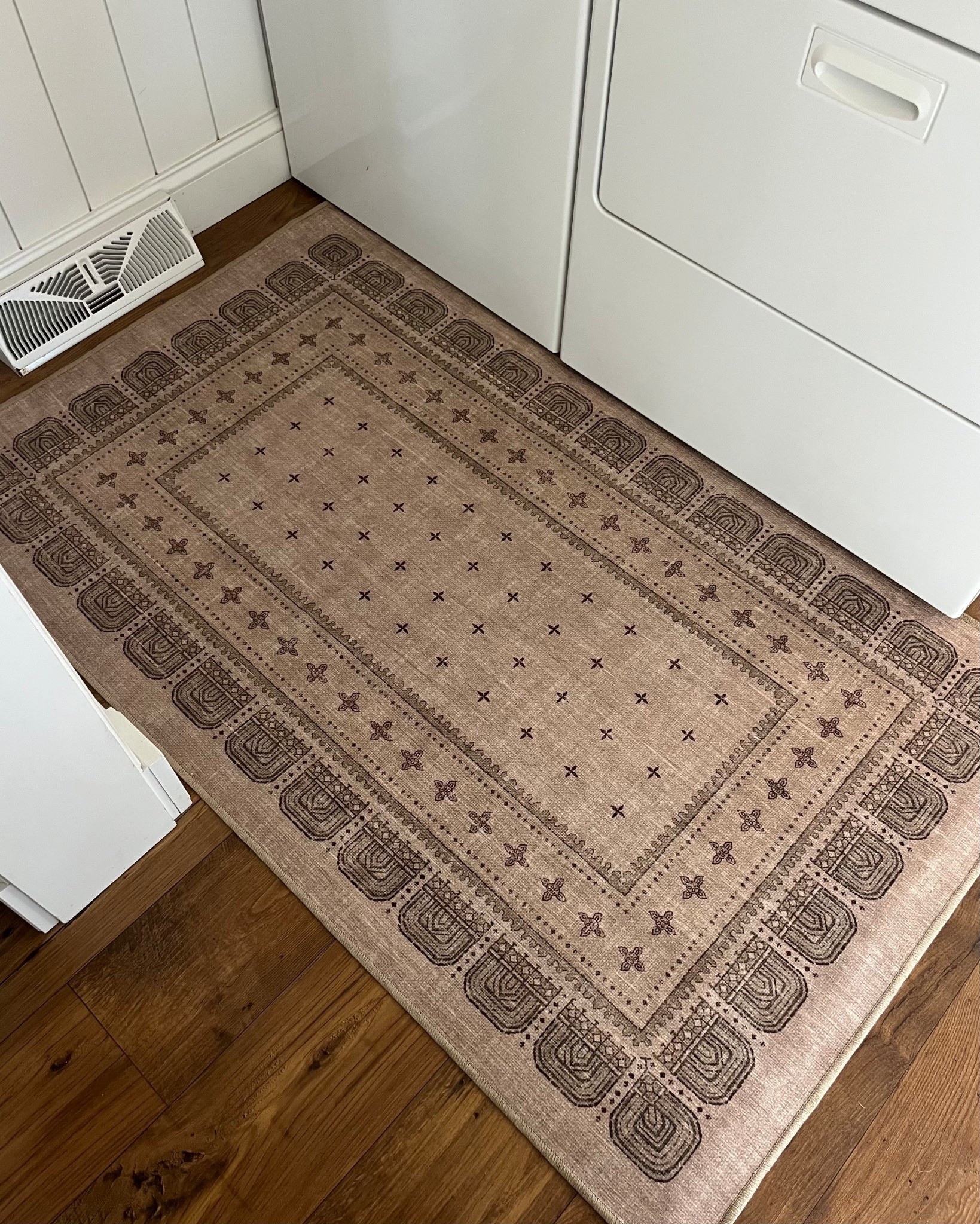 #ad #lowespartner @loweshomeimprovement favorite stylish washable rugs from
Lowe’s! We have the Beatrice 3 x 5 (ft) Flatweave Tan Rectangular Indoor Medallion
Vintage rug. I love the combo of warm and cool tones and the two-system design makes washing & changing styles easy!

#LTKHome