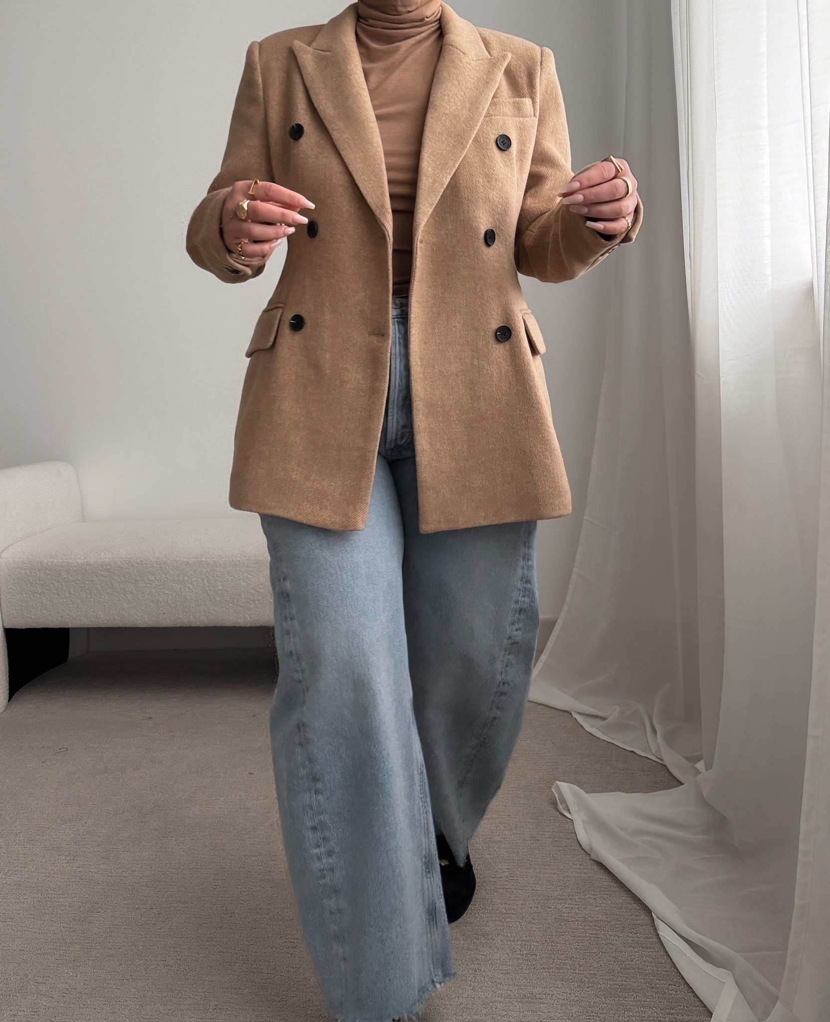 Blazer
Winter outfits 

#LTKGiftGuide #LTKSeasonal