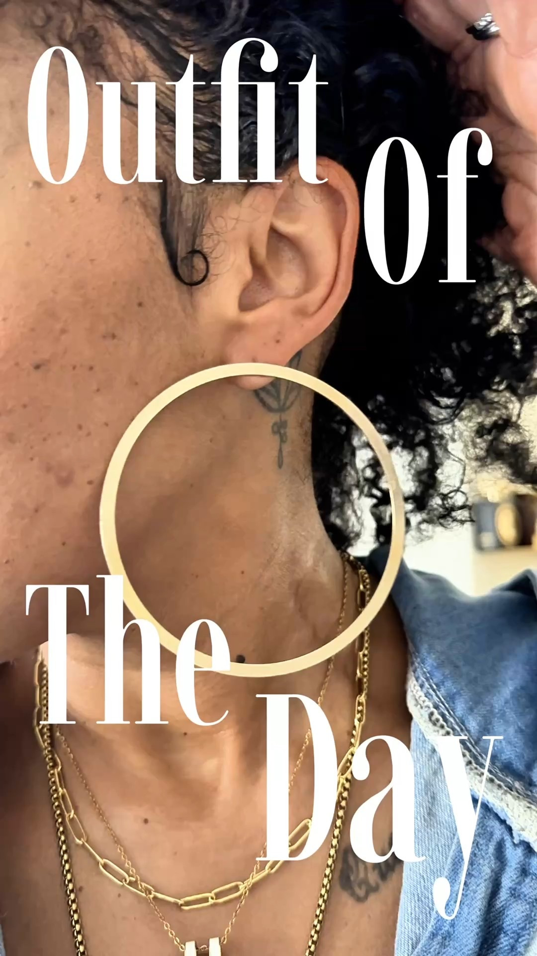 The vibe for Labor Day was “Laid back Chic”. I freakin love these joggers from Walmart!! Yall did ya big one with these and then the shoes for the razzle dazzle….mission accomplished!

For your reference I am 5’6” and 181lbs.

🏆 hooded denim pullover- sz L (Amazon)
🏆joggers- sz. L (Walmart)
🏆sneakers- sz. 10 if you wear a half size like me, size up to whole size (H&M)
🏆burgundy clutch- (Target)
🏆accessories- (Amazon)

#LTKMidsize #LTKStyleTip #LTKSaleAlert