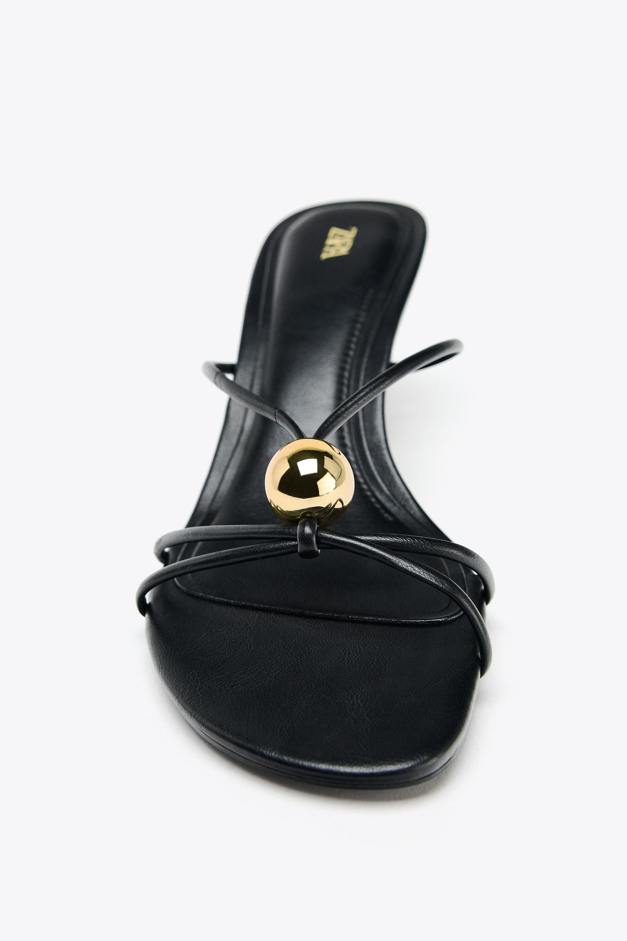 SANDALS WITH METALLIC DETAIL | Zara US
