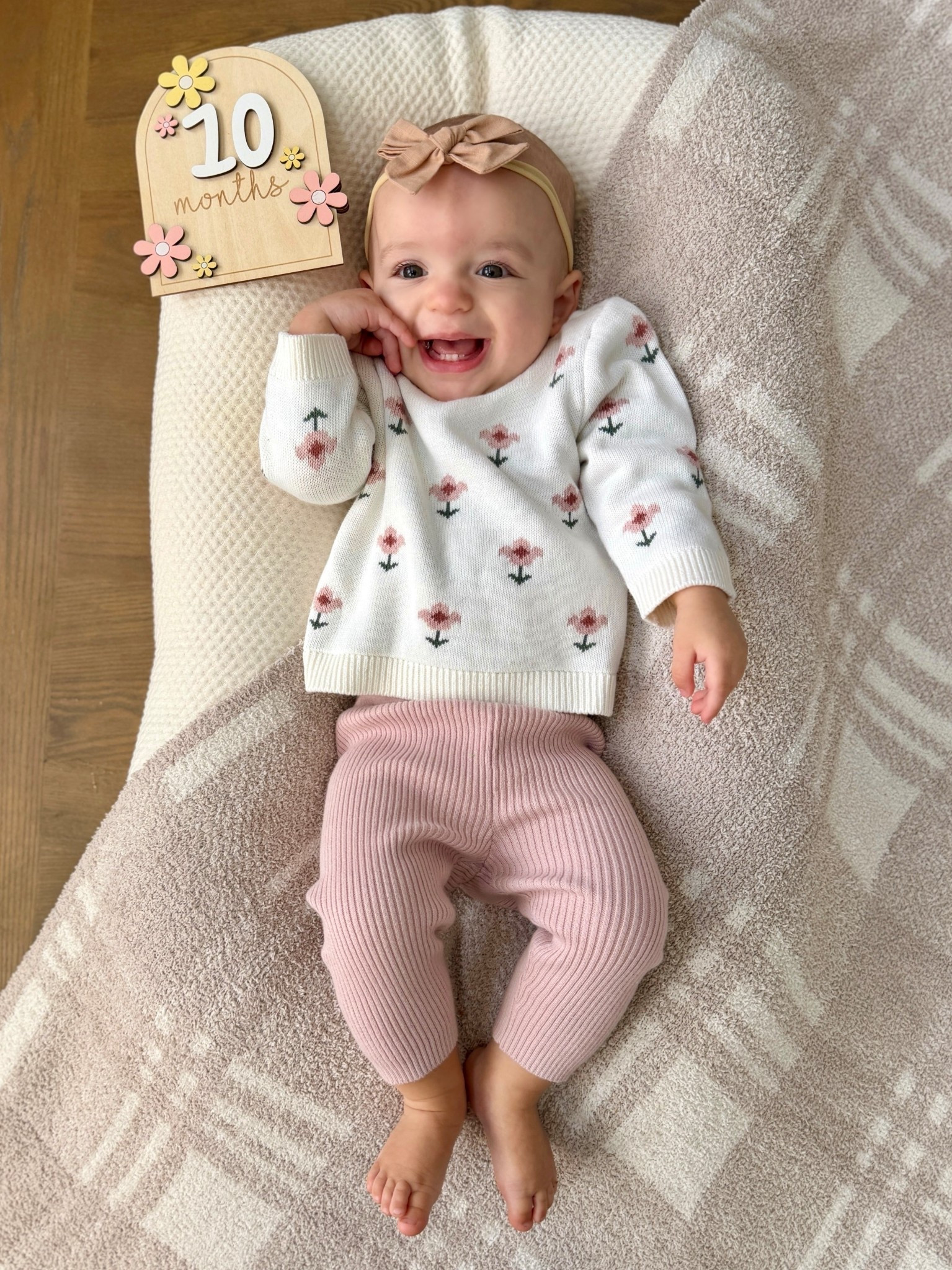 I am 🔟 months old! I can officially crawl, but what I really think is cool right now is pulling myself to stand up. I love music & will “dance” to it (kind of like a manic fist pump) & I like to clap & wave too. I have 8 teeth & love to eat! I’ve been exploring all of my big brothers’ toys in the playroom, which has opened a whole new world for me! 💕
.
.
.
.
.
#10MonthsOld #10MonthMilestone #AlmostOneYear #BabyGirlStyle #MilestoneFriday #BabiesOfInstagram #GirlMamaLife #MomLifeUnfiltered #LittleFlowerGirl #SweetBabyGirl

#LTKSaleAlert #LTKBaby #LTKFamily