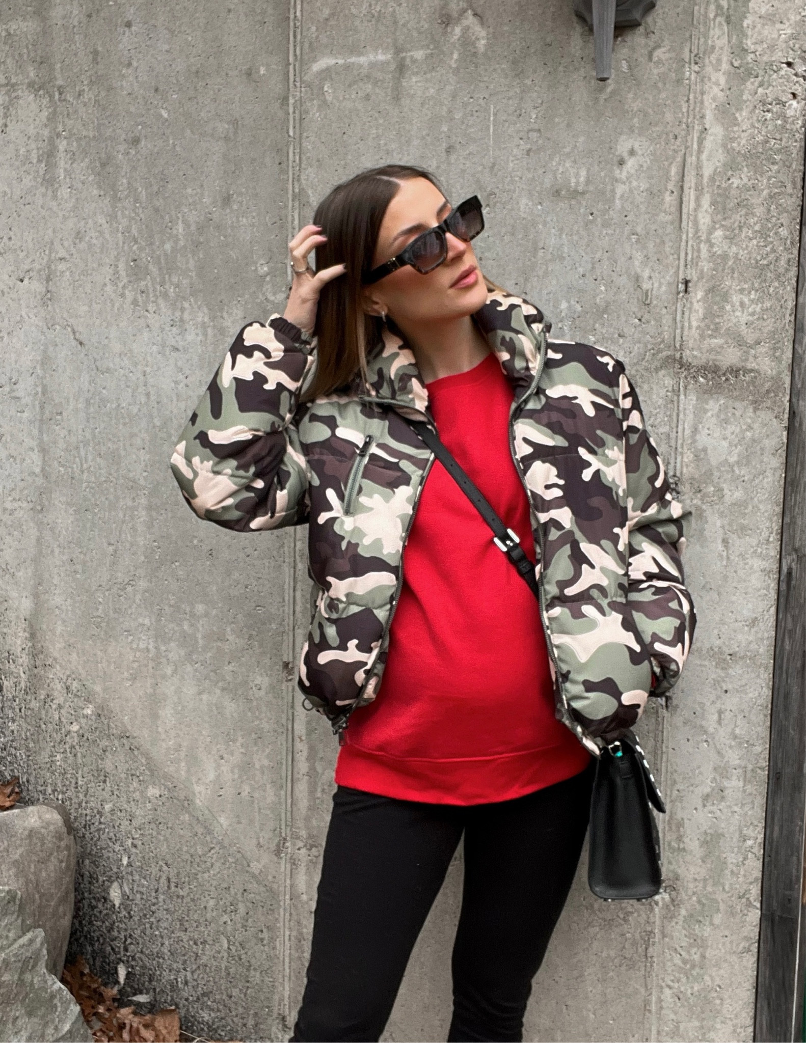 Casual outfit, puffer jacket, crew neck, leggings! 

#LTKbump #LTKfit #LTKstyletip