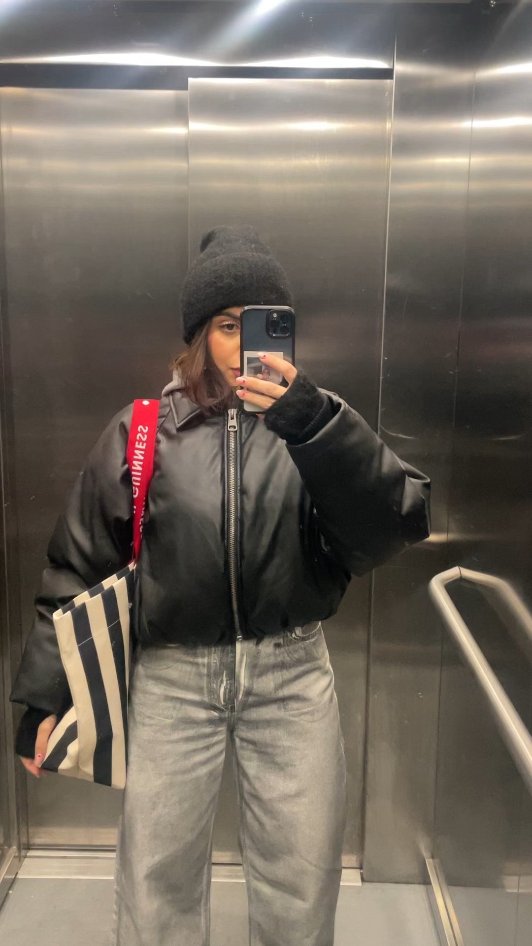 Remember i told you that i’ve found Acne Studios jacket Dupe?
My new favourite ultra padded jacket from Pull&Bear😍

#LTKSeasonal #LTKVideo #LTKeurope