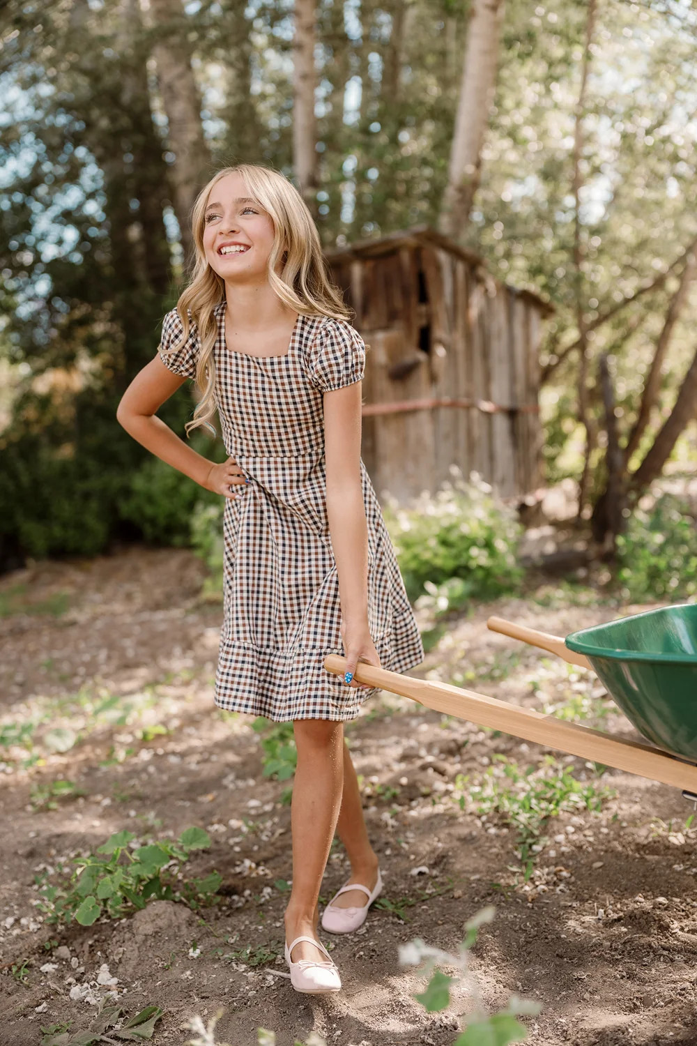 Teen Connie Short Sleeve Dress in Chestnut Gingham | Ivy City Co