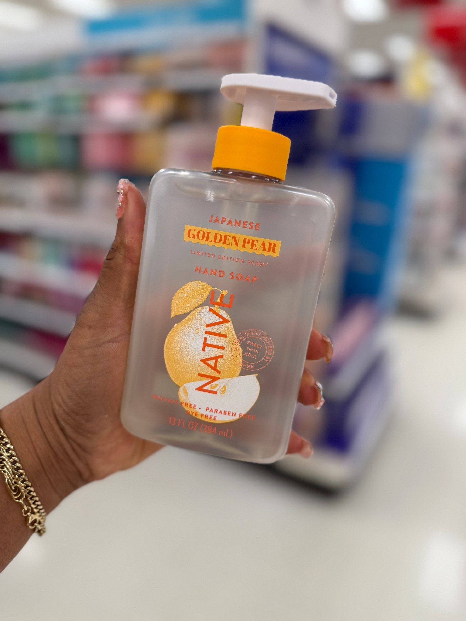 Native has a new scent called Japanese Golden Pear and it smells amazing! It’s such a fresh and vibrant scent! 

#LTKBeauty