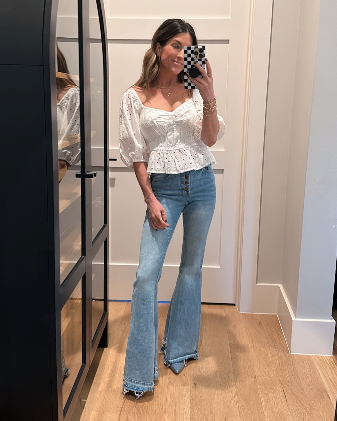 Target top (so cute!!)
Can use code Jen20 on these flare jeans! 



#LTKtravel #LTKstyletip #LTKshoecrush