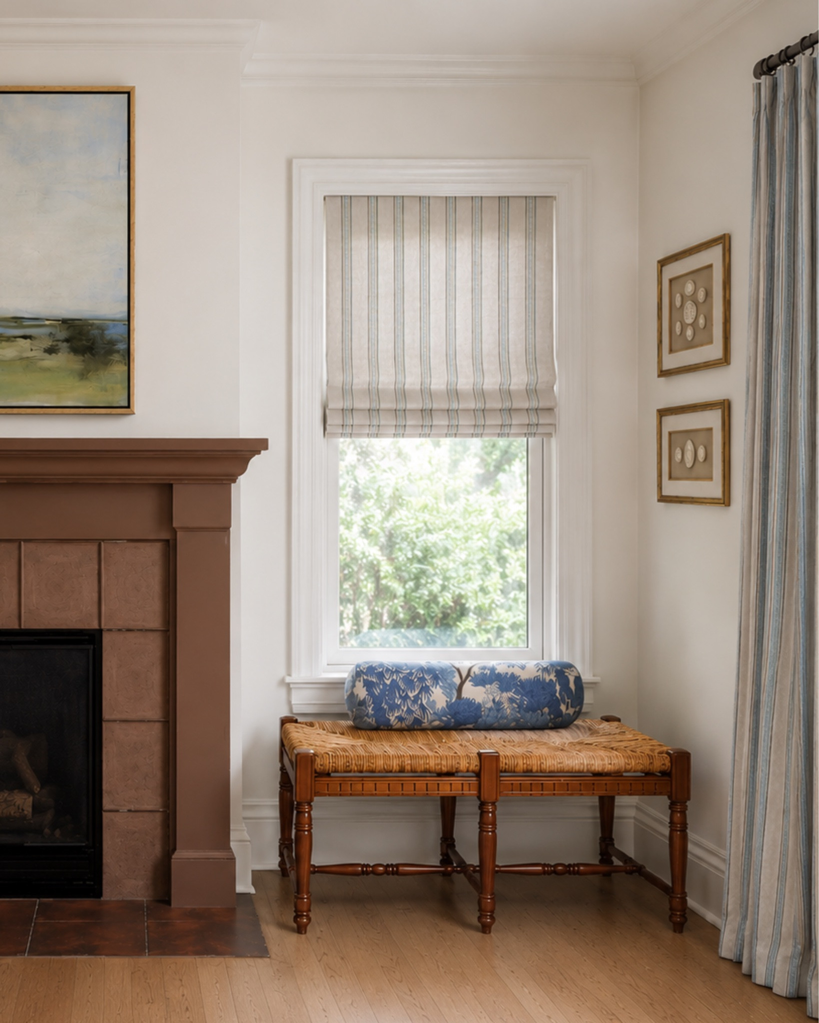Creating a cozy spot in this living room nook! Adding some warmth and texture really softens this space

#LTKdayinmylife #LTKHome #LTKSaleAlert
