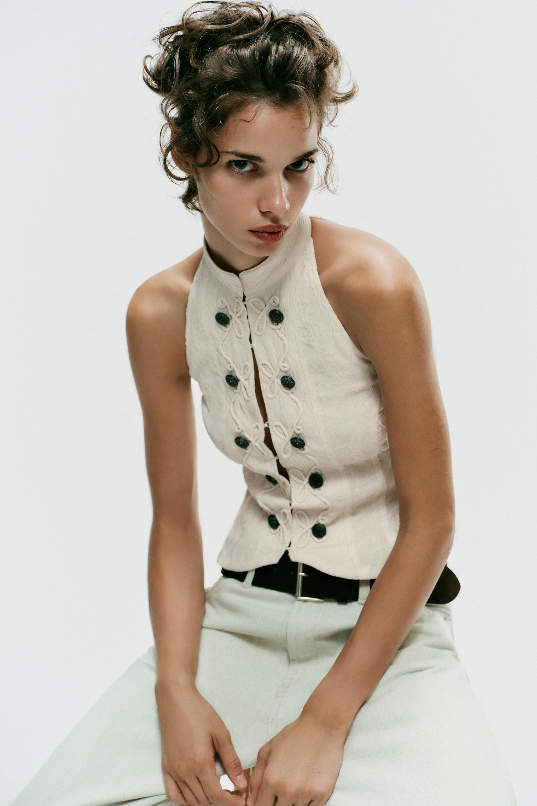 HALTER NECK VEST | Zara US