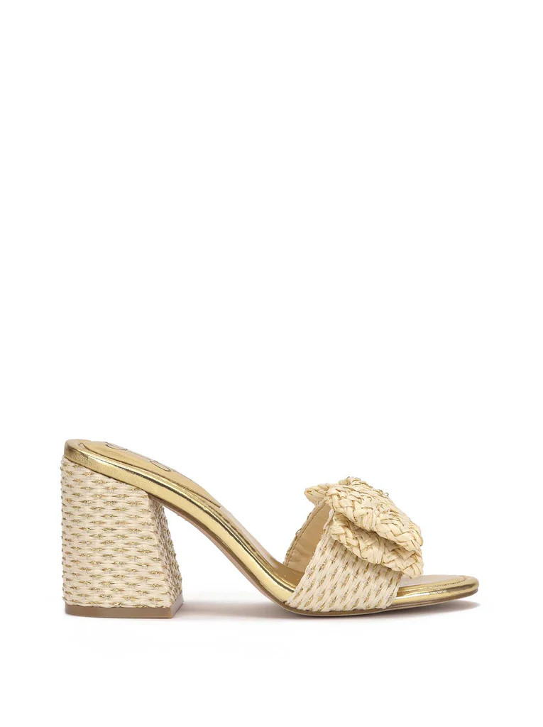 Romilda Bow Sandal in Natural | Jessica Simpson E Commerce