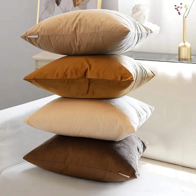 MEKAJUS Throw Pillow Covers 18x18 Set of 4 Decorative Pillow Covers Soft Velvet Pillow Covers Cou... | Amazon (US)