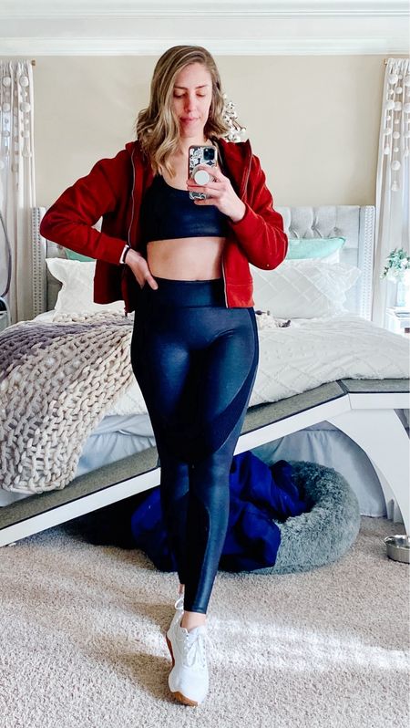 I’ve been consistent with strength training for the past 6 weeks post surgery! It feels so good to move my body and get, why not look cute while doing it! 

Wearing my Fabletics Bold Babe workout outfit with this cute zip up hoodie from Amazon and my fave sneakers!

#LTKfitness #LTKstyletip #LTKfindsunder100