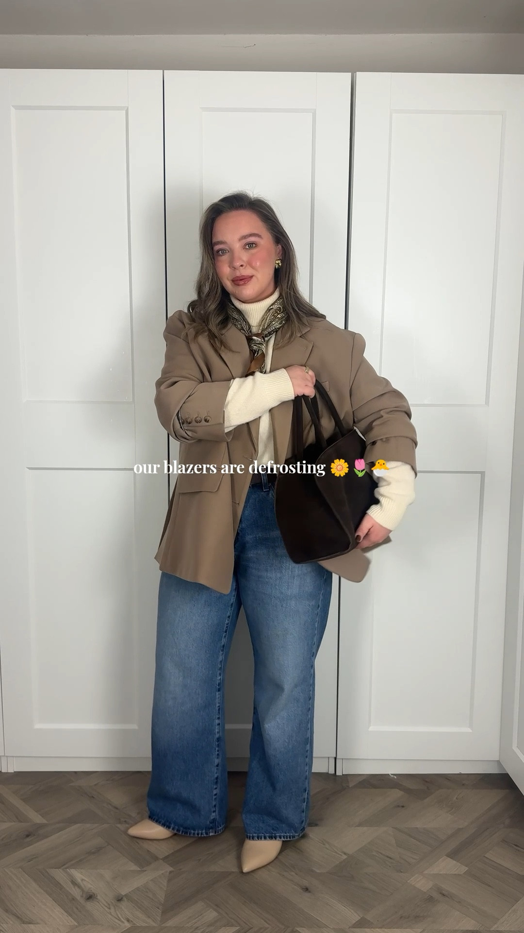 jokes I wear blazers all year round but spring is approaching…. 🐣🌼🌷

I’ve linked alternatives where I can’t link exact items (blazer is re Ona, boots are phase eight, bag is old asos) 

I wear a 32 waist 29 leg in the jeans (I’m 5ft 2 and a half and a uk14 these are a bit big) 

#LTKjeans #LTKspring #LTKmidsize