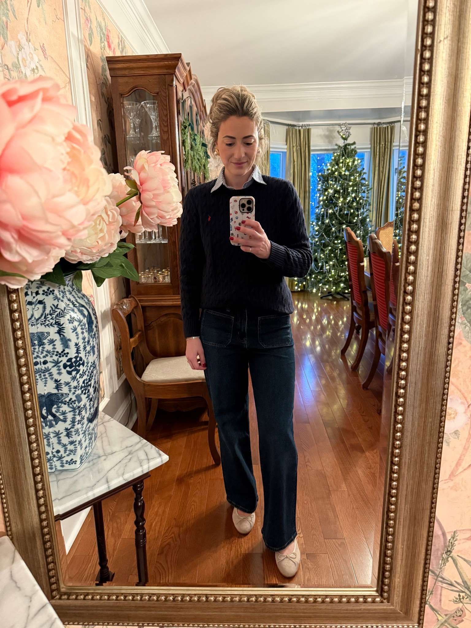 Classic, timeless winter style ✨ Today’s outfit is one of my favorites my Ralph Lauren cable-knit sweater (boys L/XL… if you’re not shopping the boys section, you’re doing it wrong 😌) layered over a Ralph Lauren striped button-down for that perfect preppy, heritage look. Paired it with my J.Crew dark wash wide-leg jeans and neutral flats for an effortless, polished everyday outfit.

Shop my look:
• Ralph Lauren boys XL cable-knit sweater
• Ralph Lauren striped button-down
• J.Crew wide-leg denim
• Neutral ballet flats