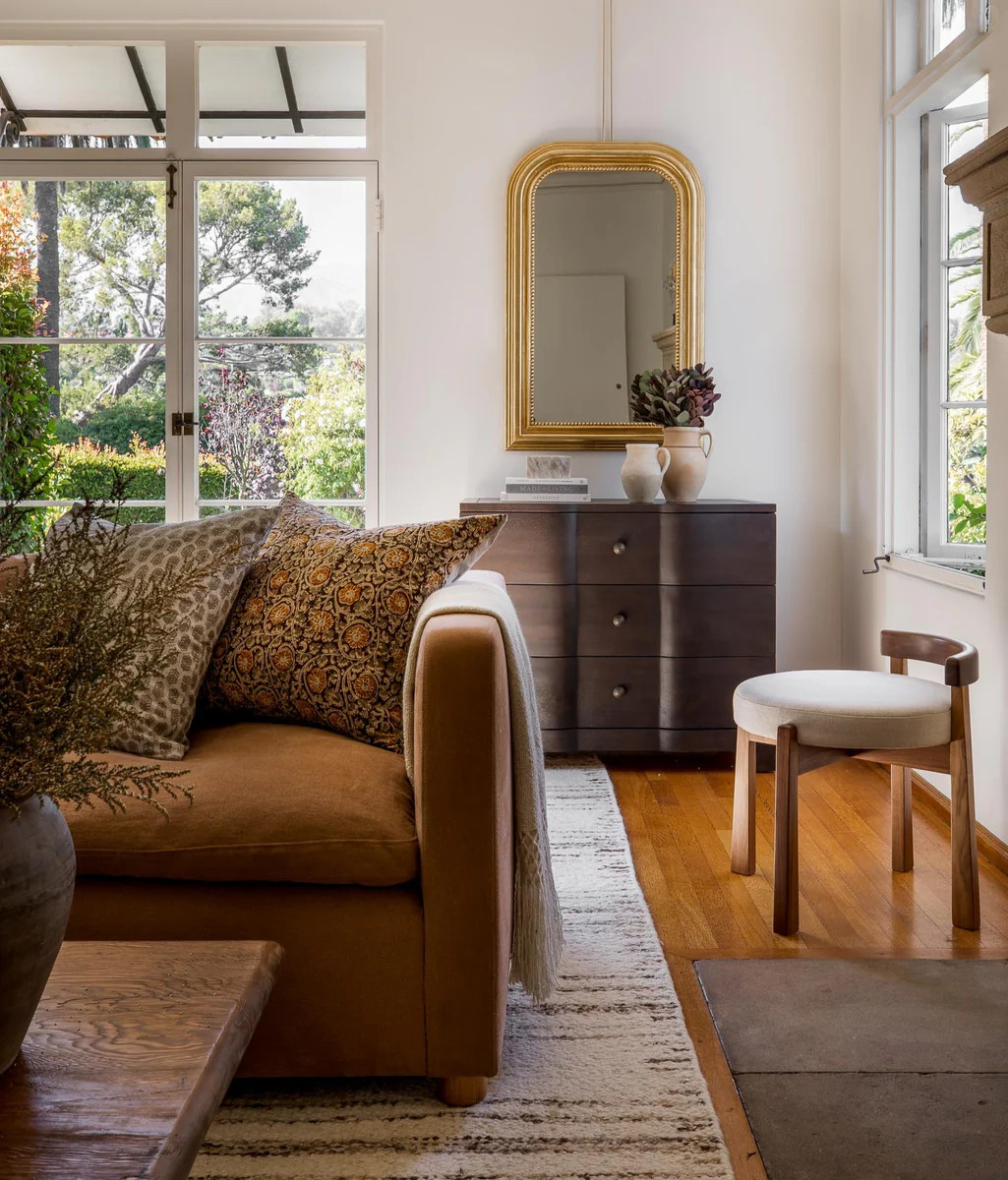 Lee Sofa | Shoppe Amber Interiors | Amber Interiors