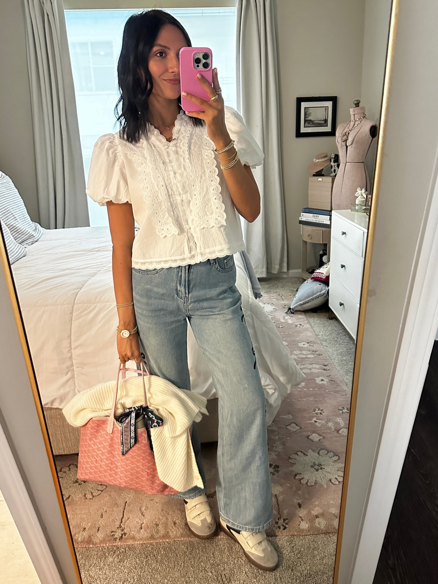 I normally don’t support Shein, but I couldn’t pass this $12 top! So perfect for work!🤍

Added dupes for my bow jeans!👖 