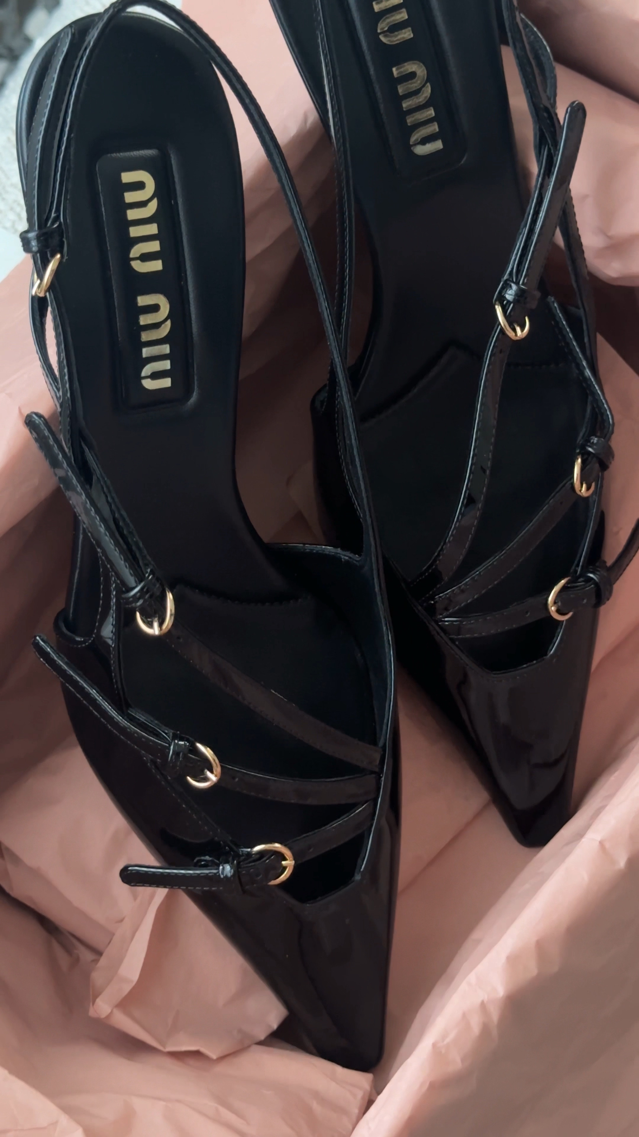 Finally got them💕🫶🏻

#LTKeurope #LTKVideo #LTKHoliday