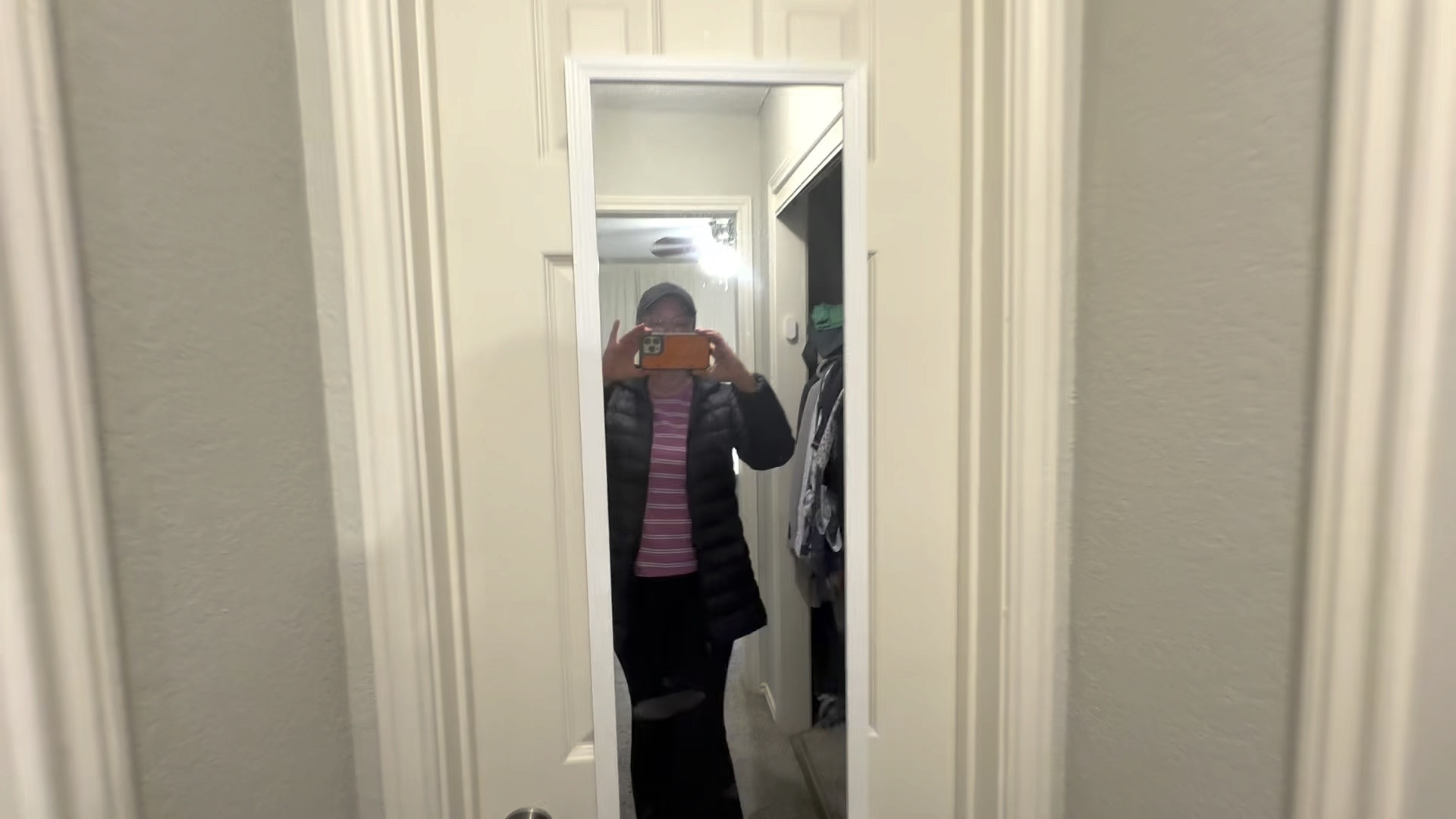 I bought this @EddieBauer coat years ago and I’m linking to something similar. Perfect weight, machine washable & lasts forever!!

#LTKVideo #LTKstyletip #LTKSeasonal