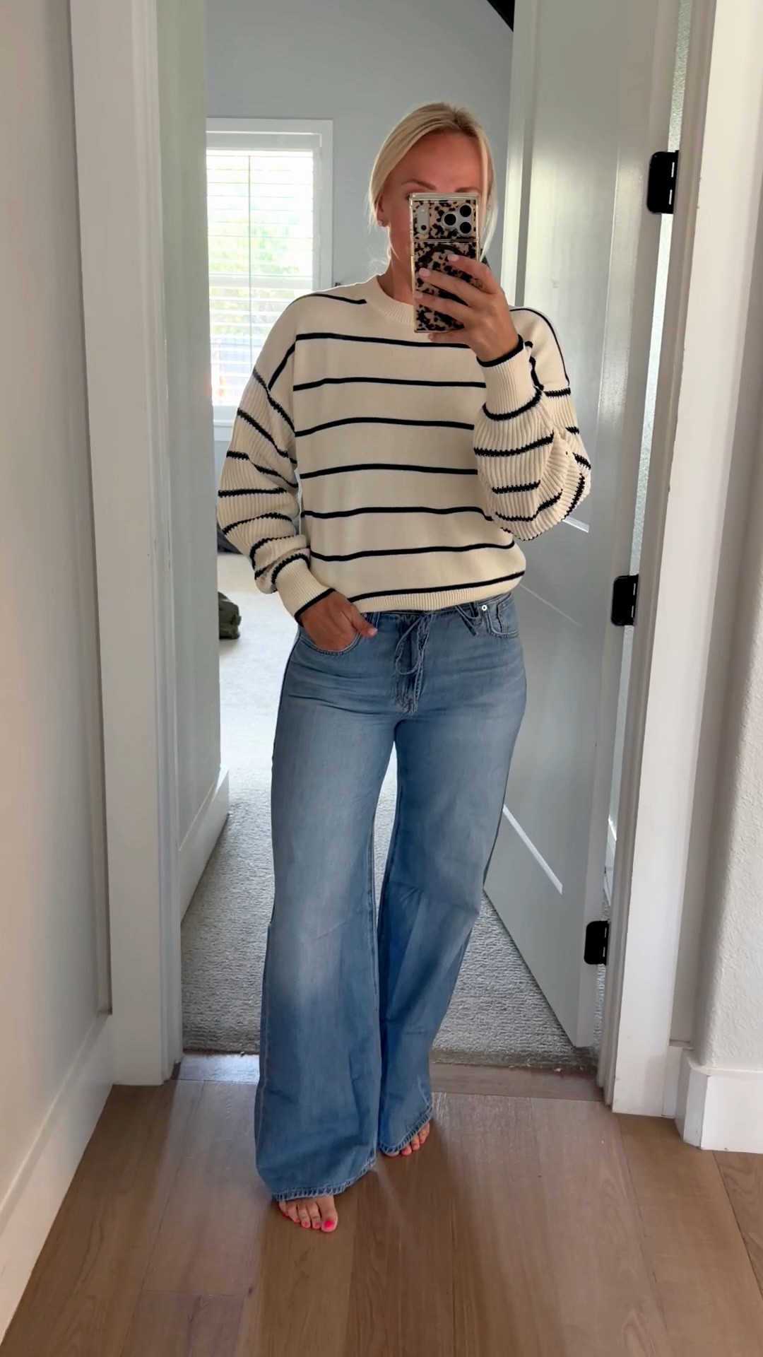 My whole outfit is linked! Medium in the sweater, 28 in the jeans. Both are TTS!

#LTKmomlife #LTKSaleAlert #LTKootd