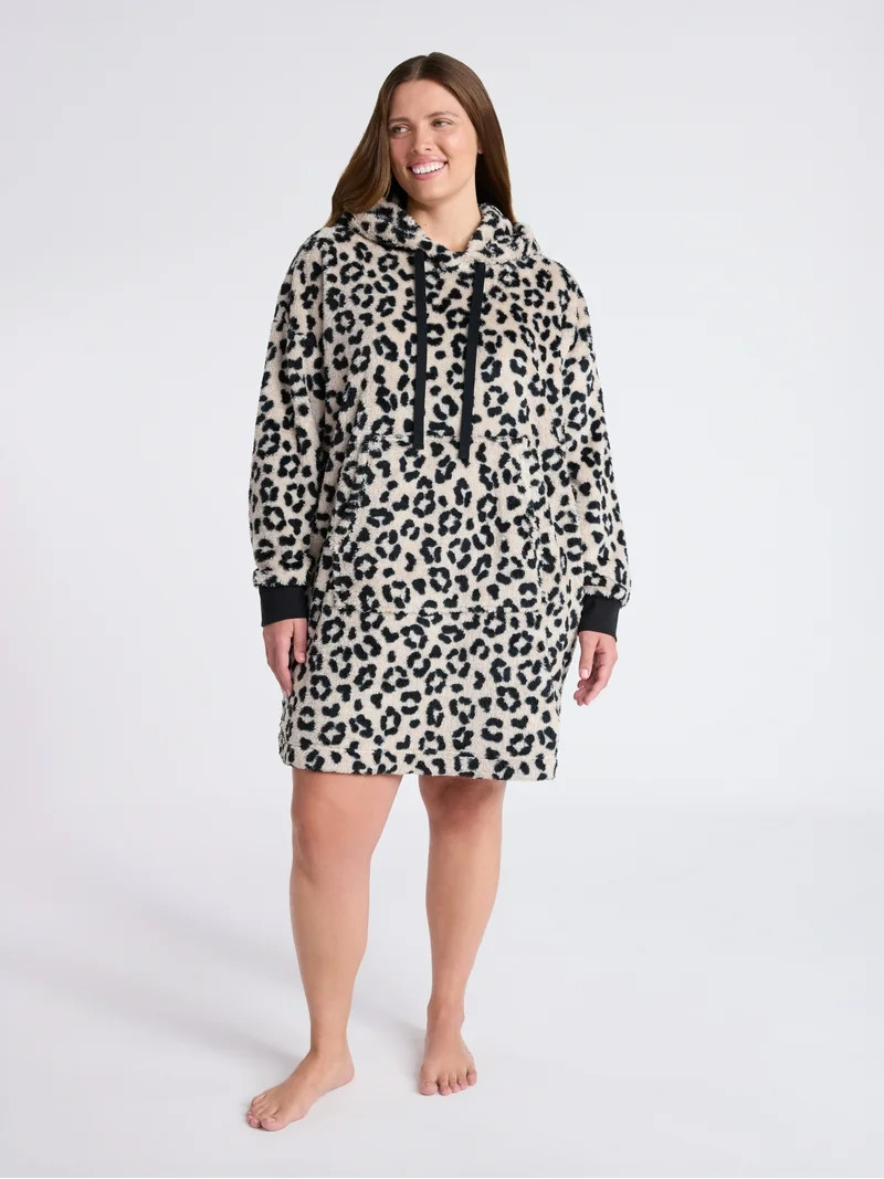 Joyspun Women's Oversized Hooded Plush Lounger, Size XS-3X | Walmart (US)