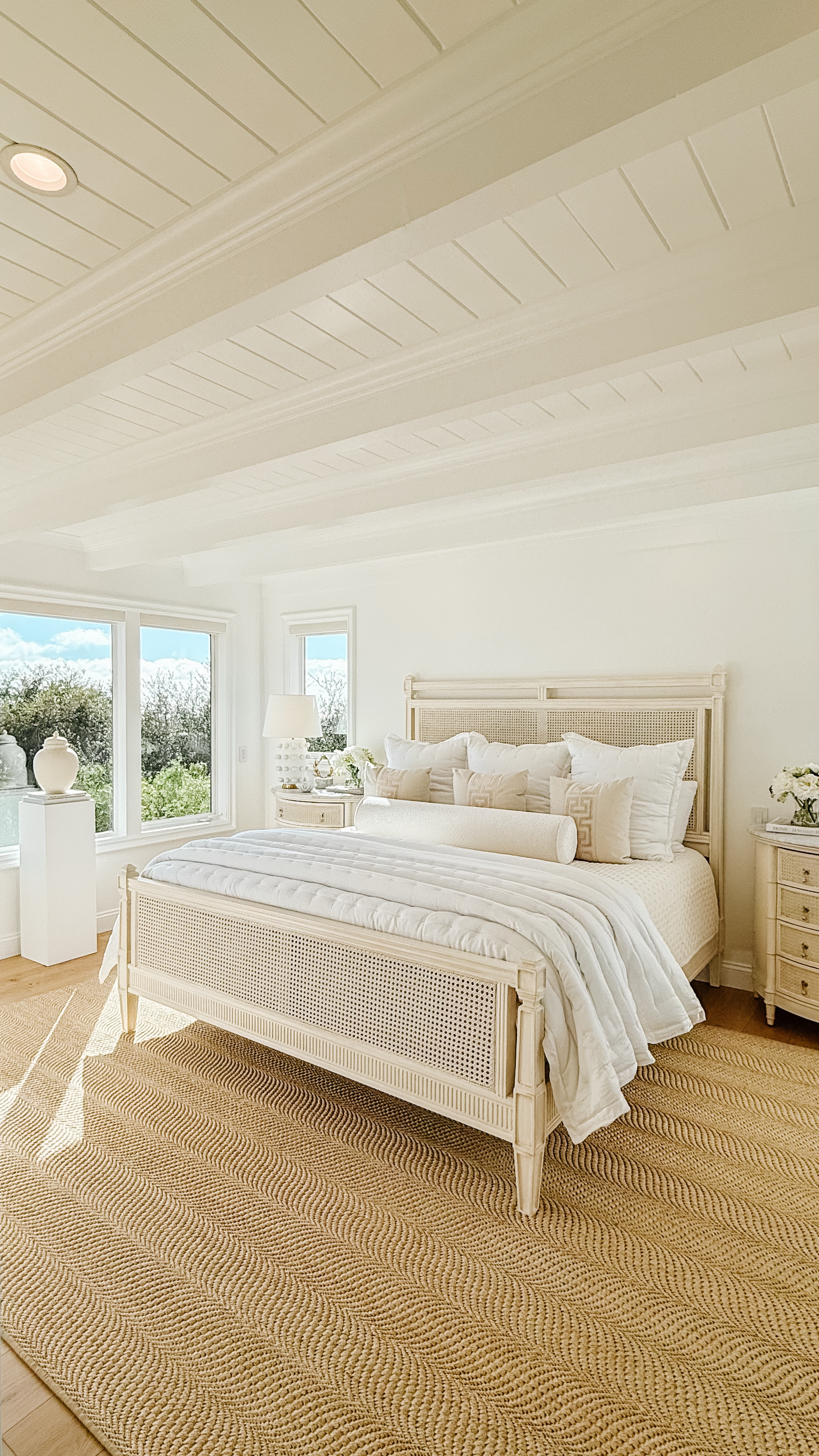 My favorite bedroom pieces are on sale🤍


#LTKHome #LTKSaleAlert