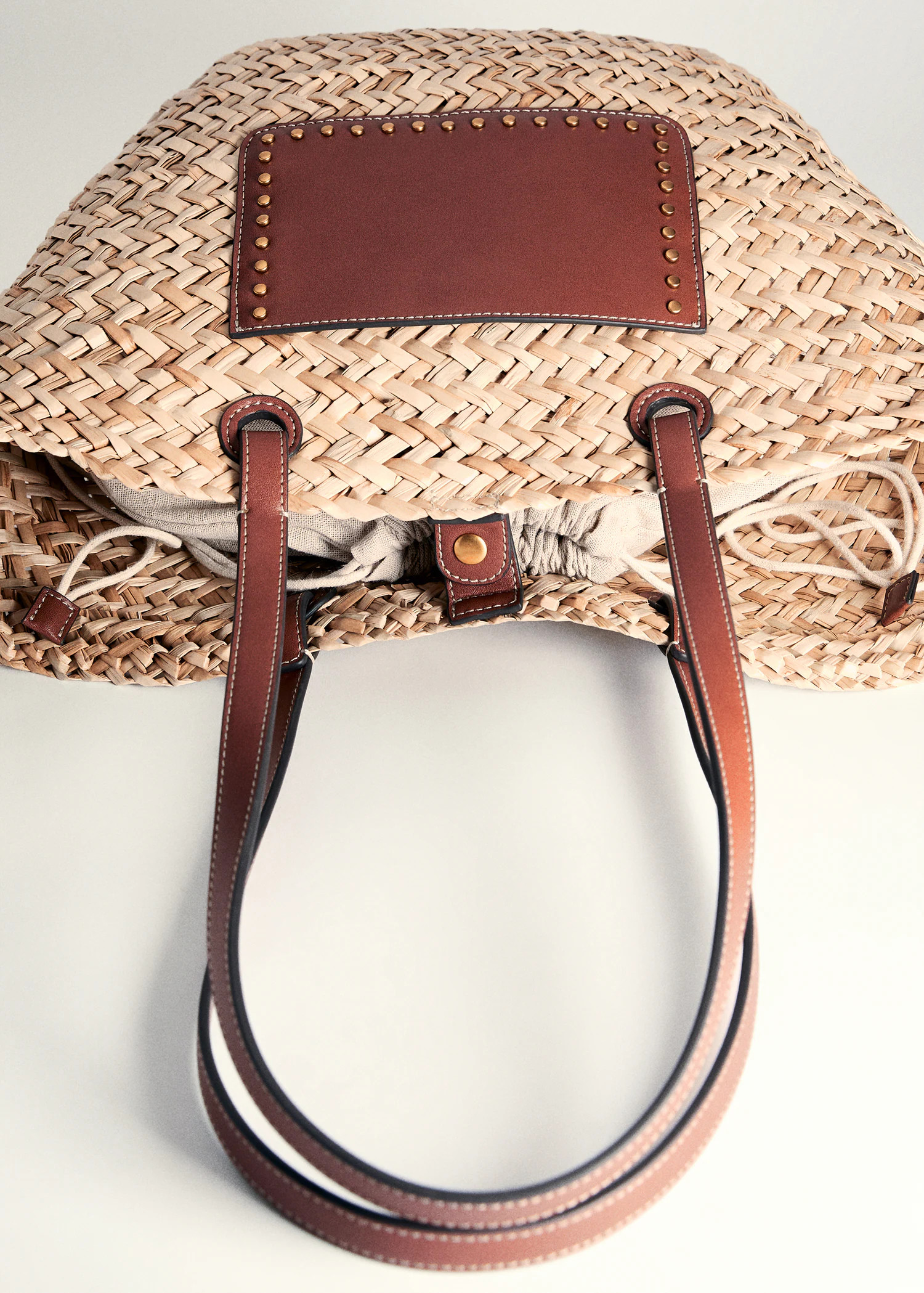 Large double-handle natural fibre basket - Women | MANGO United Kingdom | MANGO (UK)