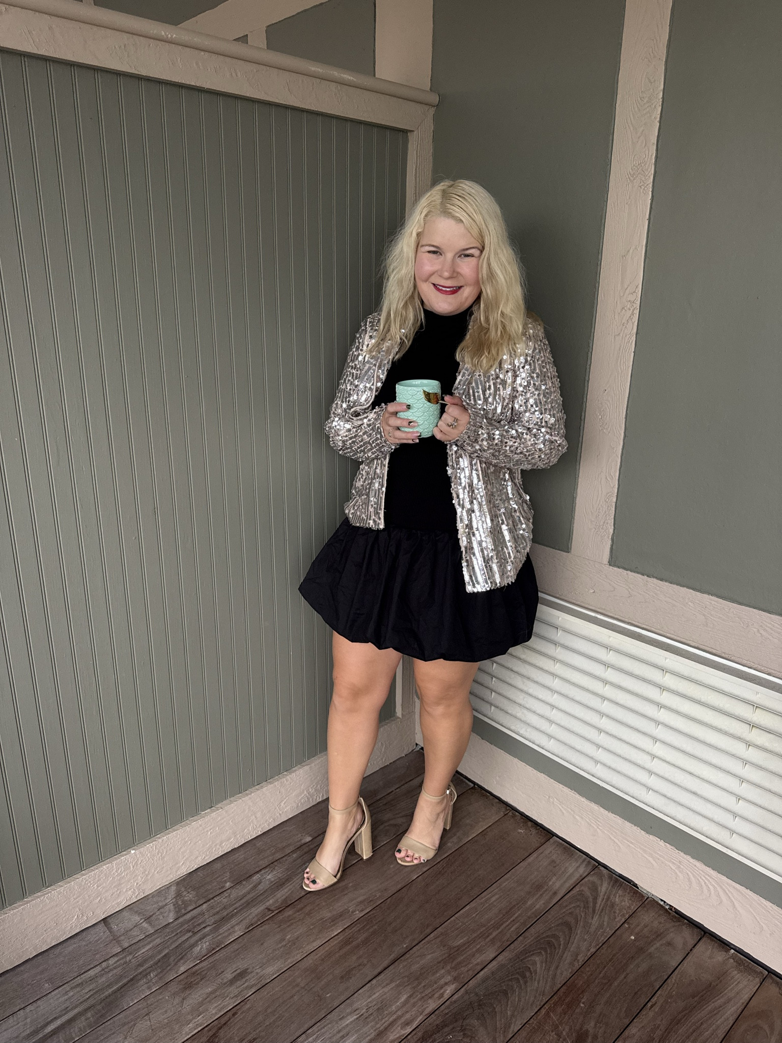 Another great way to style a sequined blazer

#LTKHoliday #LTKPetite #LTKParties