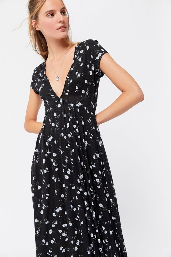 UO Dallas Plunging V-Neck Midi Dress | Urban Outfitters (US and RoW)