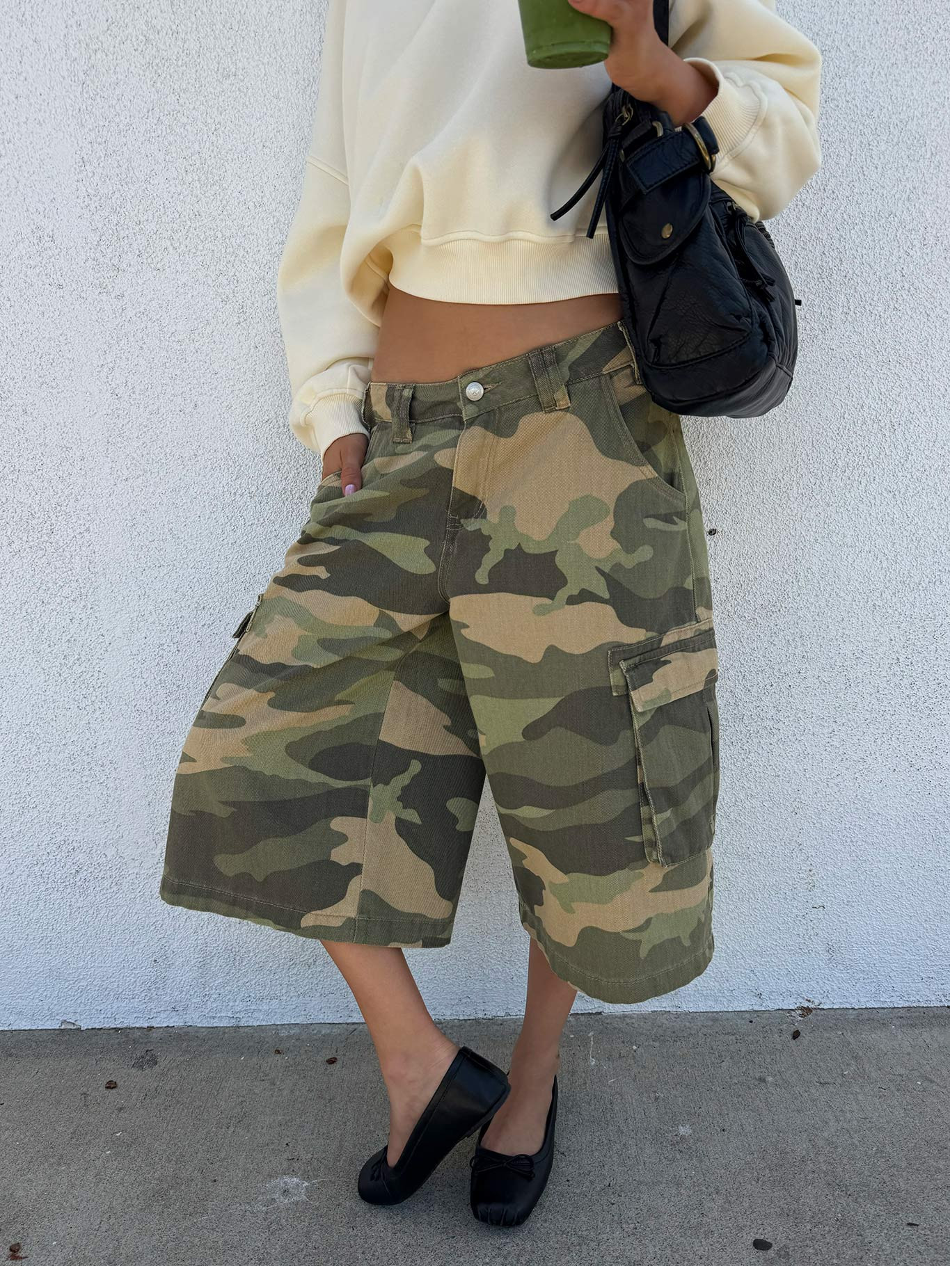 Quinni Wide Leg Cargo Jorts Light Wash Camo | Princess Polly US
