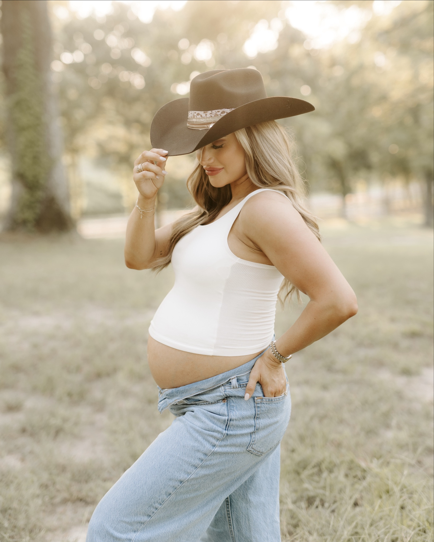 Maternity pictures outfit inspo!


#LTKStyleTip #LTKSaleAlert #LTKBump