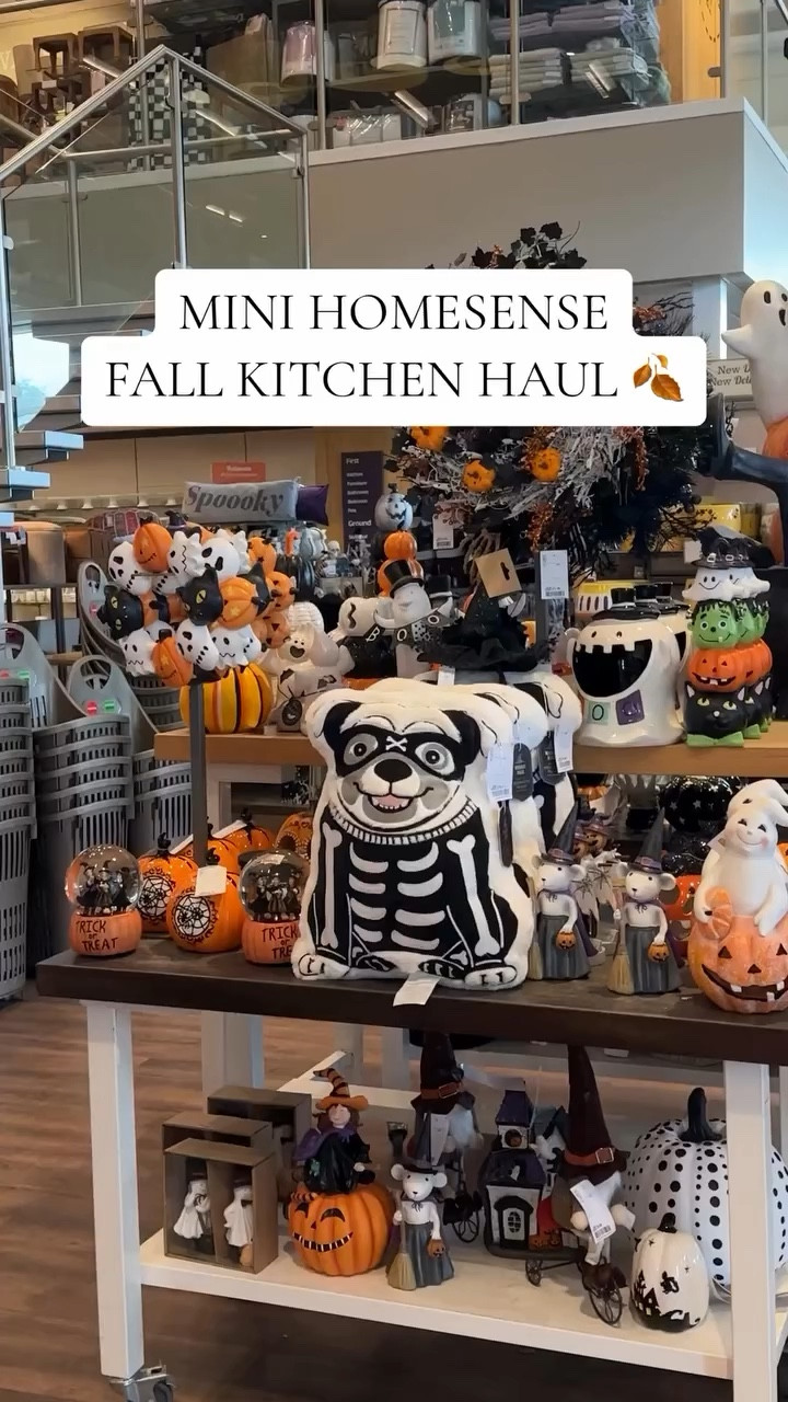 Found some super cute autumnal kitchen bits in @homesense_uk this weekend! The ghost mugs and drying mats might just be my favourite 🍂🤎

#homesense #autumnalhomeuk #homesenseuk #homesensefindsuk #homesensehalloween #halloweendecor #autumnhomedecor #cardiff #cardiffblogger #homeblog