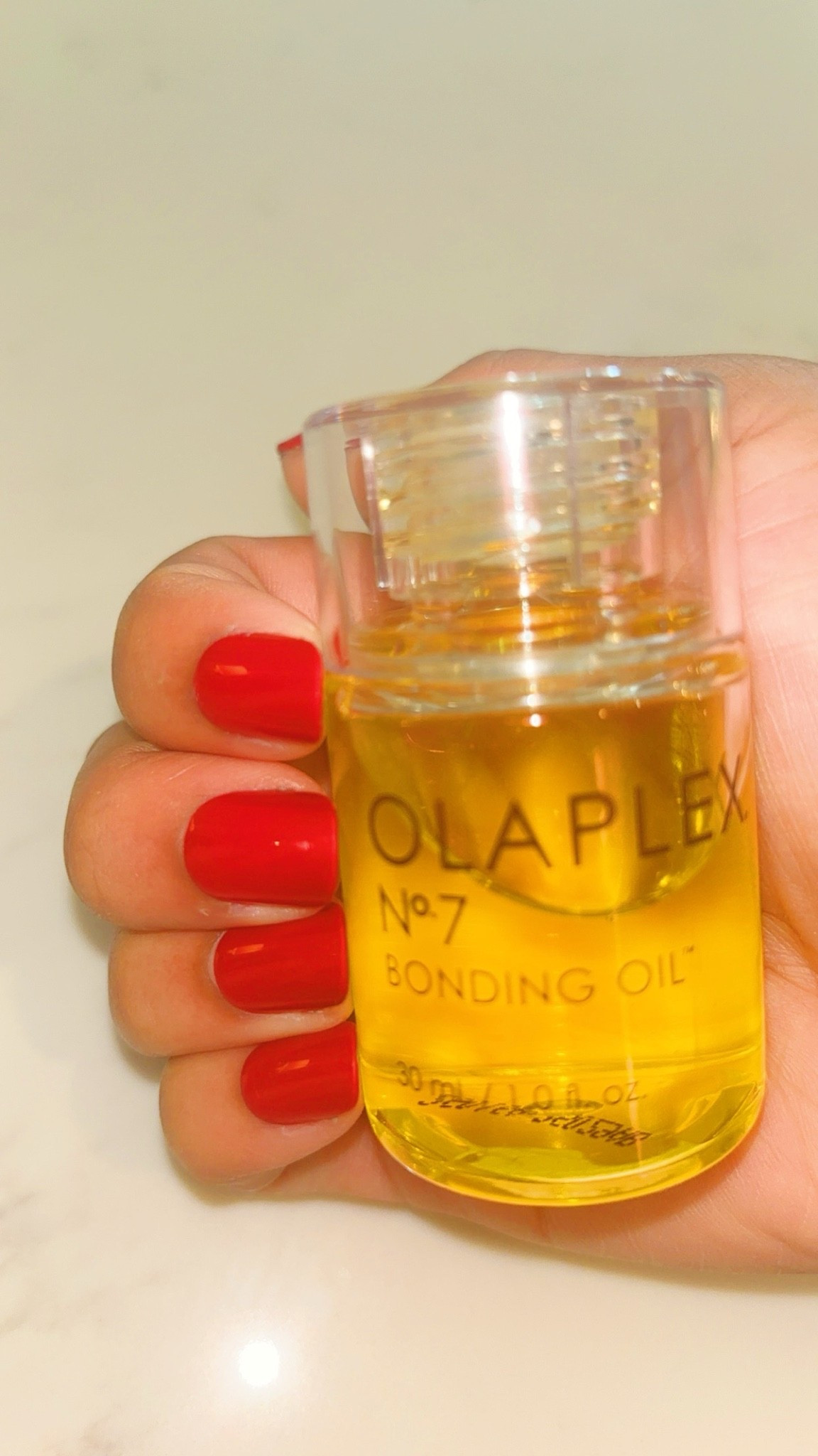 Olaplex No7 bonding oil

#LTKBeauty #LTKWedding #LTKselfcare