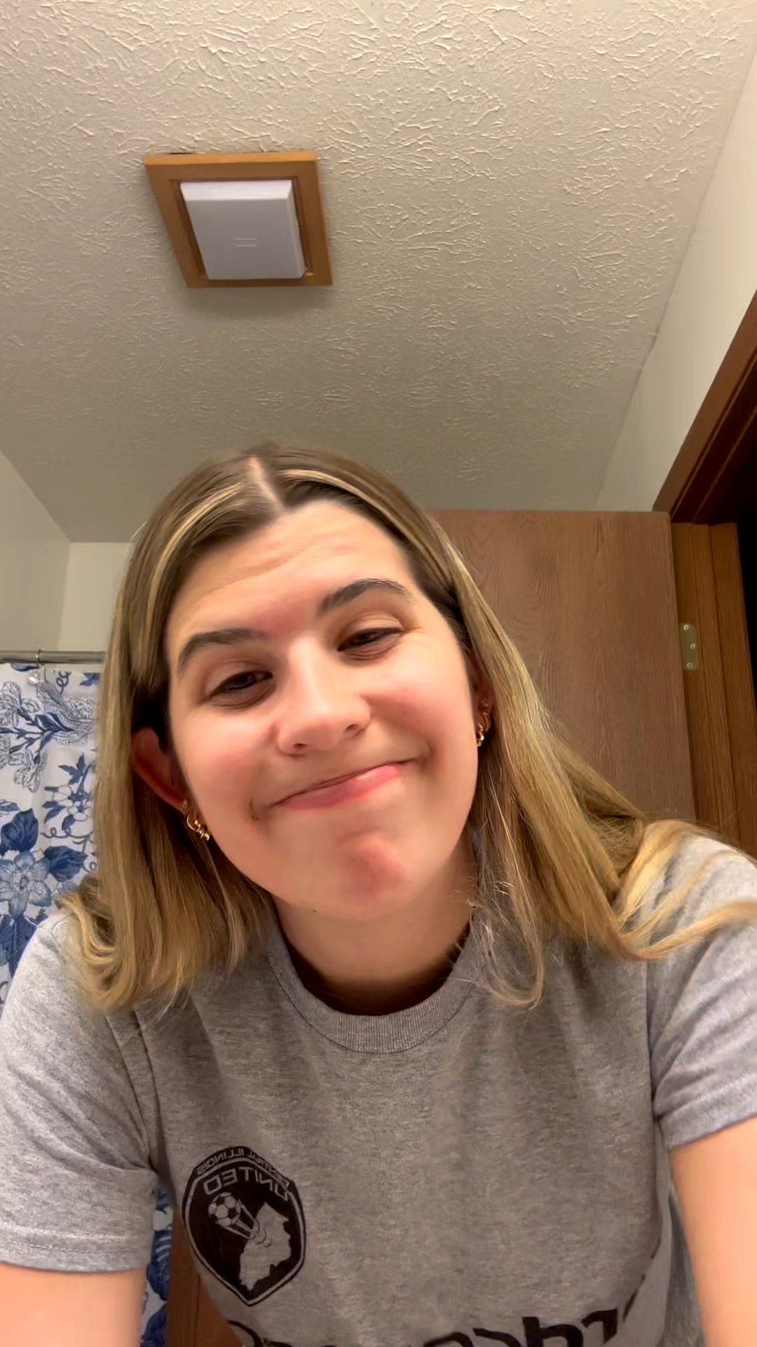 Say hello to firmer, glowing skin! 🌟 I’ve been loving the @parevabeauty C35.5 Firming Glow Serum — it smooths, brightens, and gives that natural lit-from-within look. Linked on my LTK so you can shop and glow too! 💛
#skin #vitaminc #clinicalskincare #skinlongevity #scientistfounded #exosomes #collagen #ad #collab @shop.ltk #liketkit liketk.it/xx