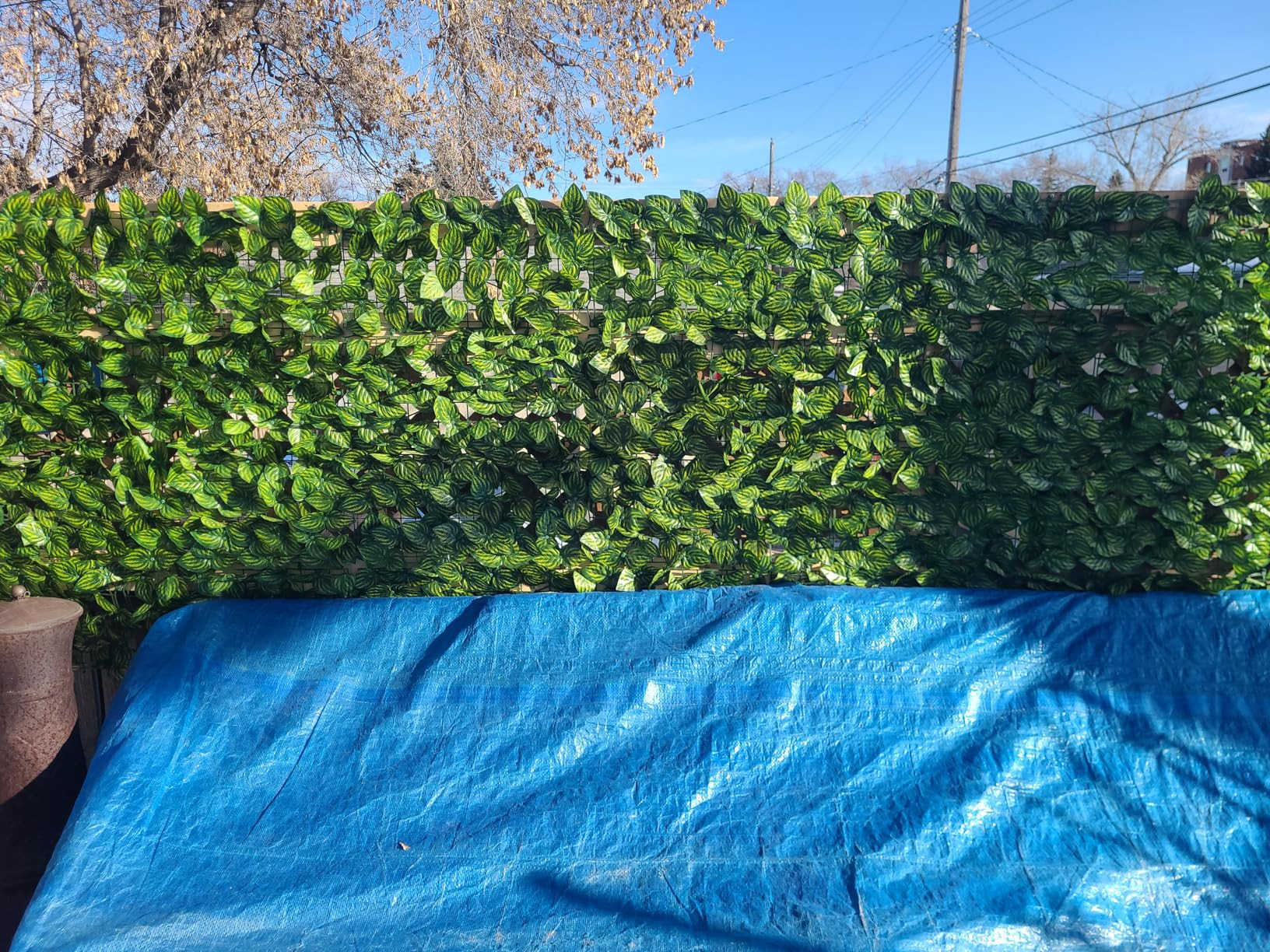 Jinwu Artificial Ivy Privacy Fence Screen,120 * 39 Inch Artificial Faux Ivy Hedge, Expandable Fau... | Amazon (CA)