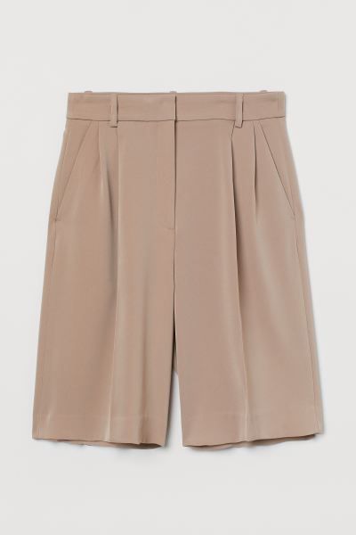 Tailored Bermuda shorts | H&M (UK, MY, IN, SG, PH, TW, HK)