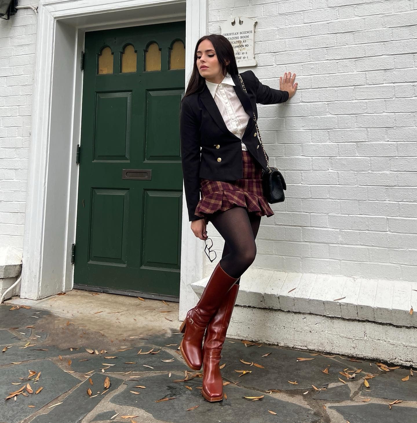 Gossip girl here…
Surprised? Majority of this outfit is thrifted… I’ll do my best to give good alternatives! 

#LTKFindsUnder100 #LTKStyleTip #LTKSeasonal
