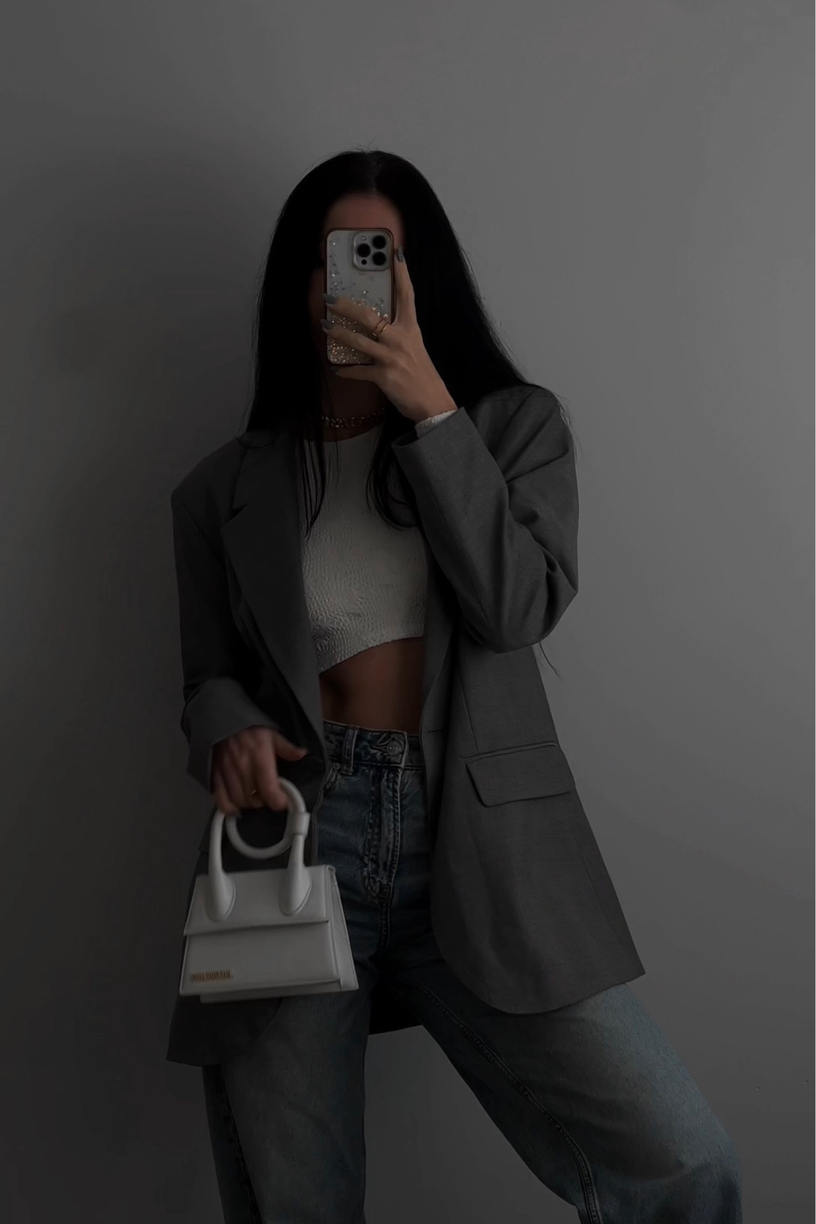 Oversized blazer, crop top and wide leg jeans #casualoutfit #oversizedblazer #greyblazer #jacquemus

#LTKFind #LTKSeasonal #LTKstyletip