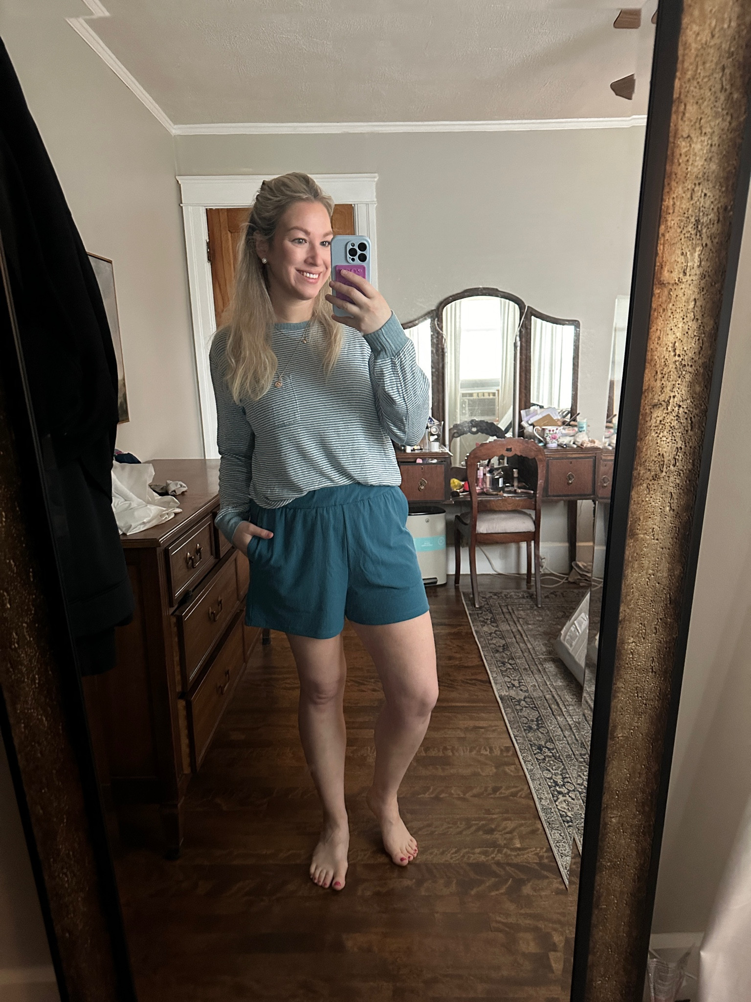 Comfiest lounge shorts + top for the easiest momfit

#LTKActive #LTKFamily #LTKFindsUnder50