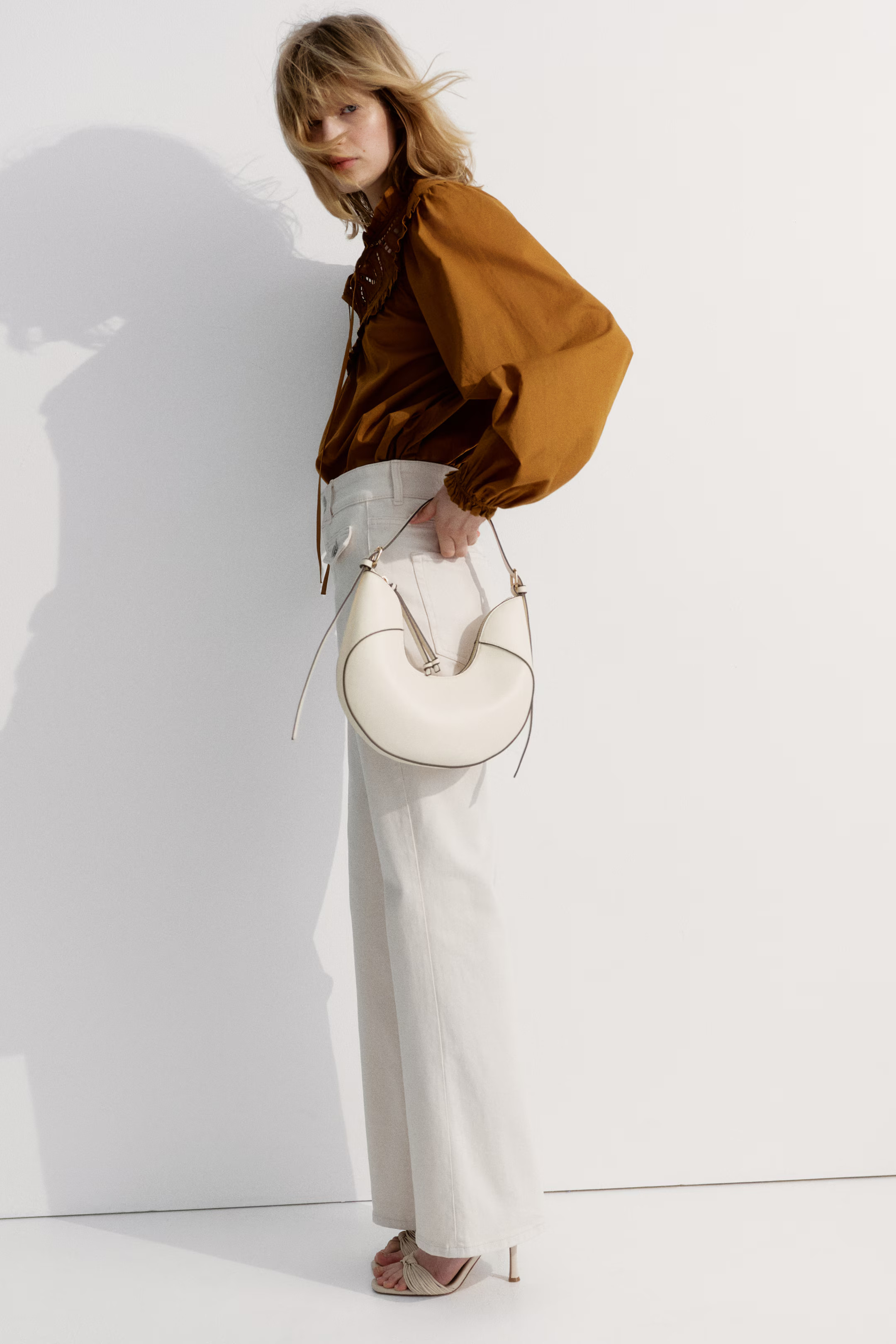 Flared High Jeans | H&M (UK, MY, IN, SG, PH, TW, HK)