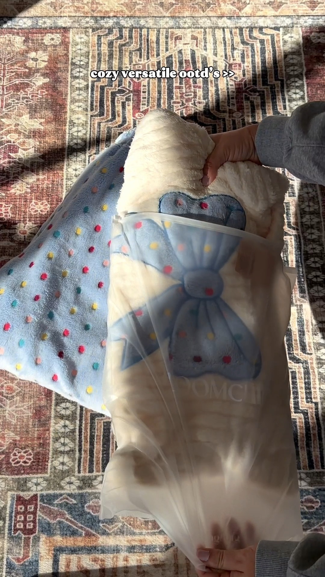 from lounging to going out! i love an outfit you can do both. 🎀

#ootd #outfitinspo #momlife 

#LTKMidsize #LTKSaleAlert #LTKootd

#LTKSaleAlert #LTKMidsize #LTKootd