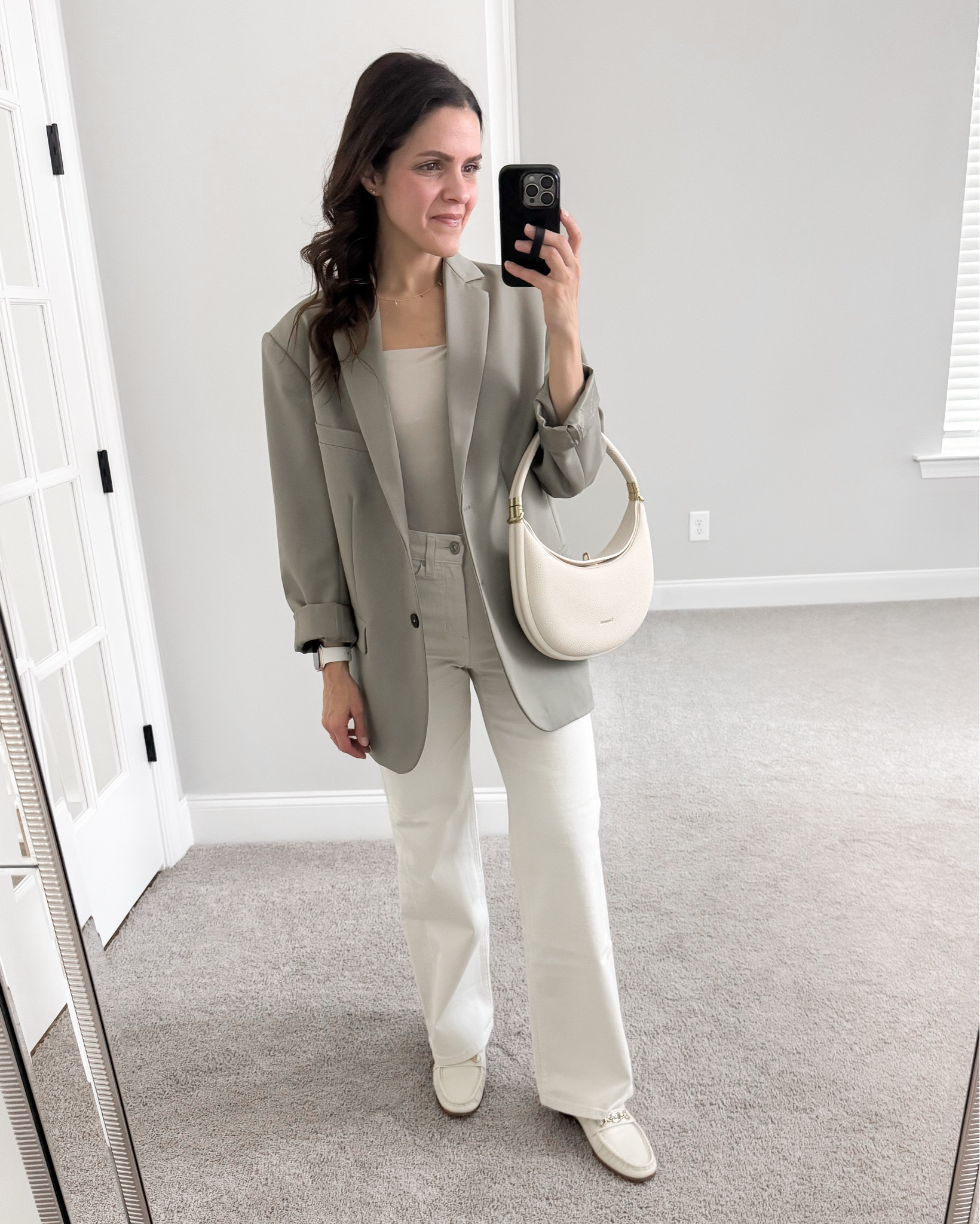 Monthly outfit planner APRIL: Spring transitional looks, revisit + rework outfit inspo | green blazer, ecru wash jean, loafers

#springoutfit #casualstyle #apriloutfits #outfitplanner #outfitinspo #reallookrecreated #outfitideas #outfitrepeat 


#LTKStyleTip