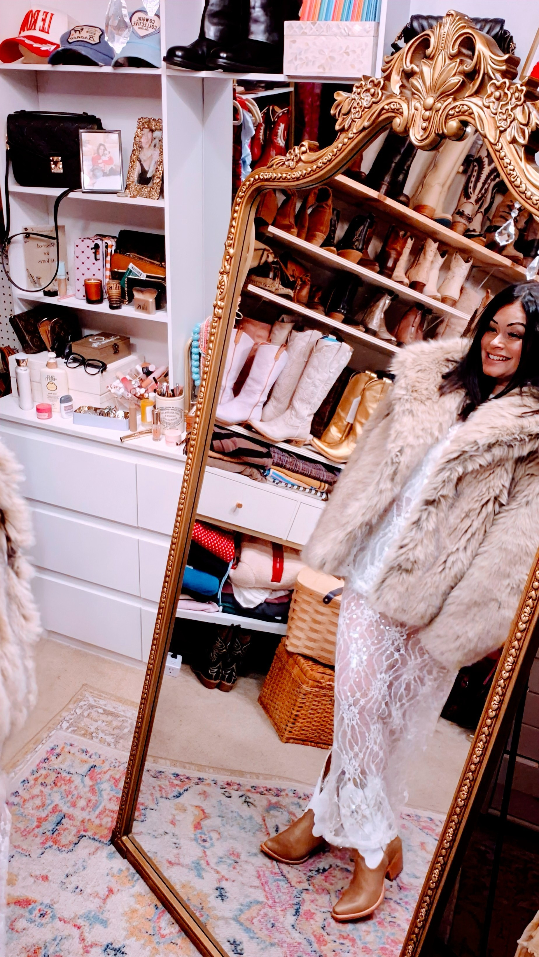 Wait list on the mirror 🪞 its absolutely perfect! 

#LTKdayinmylife #LTKgrwm #LTKHome