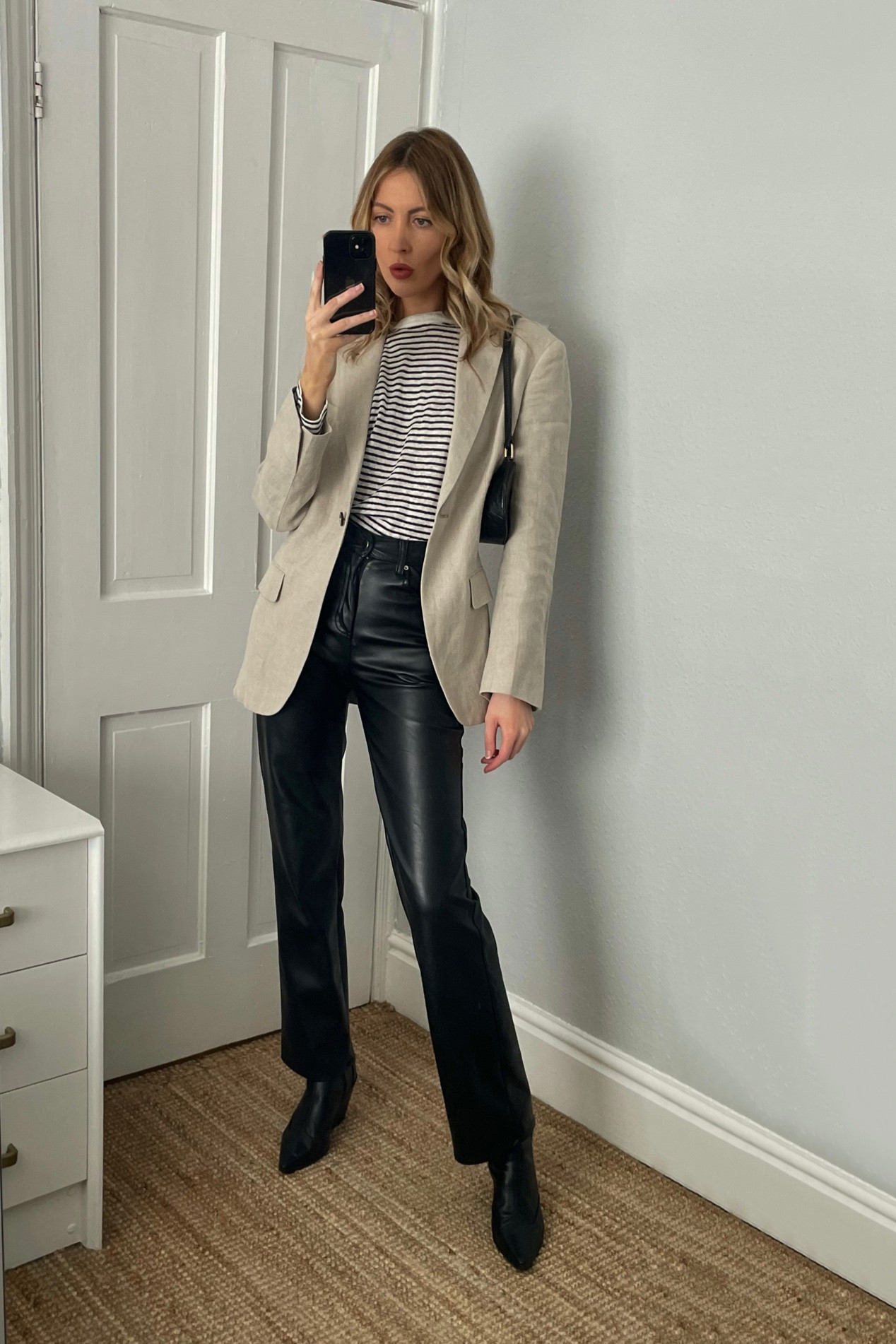 Wearing a size 8 in this arket blazer 

#LTKSeasonal #LTKeurope #LTKstyletip